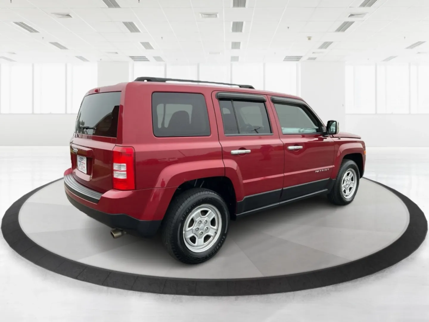 2013 Jeep Patriot Sport (1C4NJPBA8DD) with an Other engine, located at 880 E. National Road, Vandalia, OH, 45377, (937) 908-9800, 39.891918, -84.183594 - **Adventure Awaits: Discover the 2013 Jeep Patriot Sport at Advantage Car and Credit in Troy, OH!**<br /> <br /> Are you ready for your next adventure? Whether it's a weekend getaway with the family or a daily commuter ride through the beautiful streets of Troy, OH, the 2013 Jeep Patriot Sport offer - Photo#2