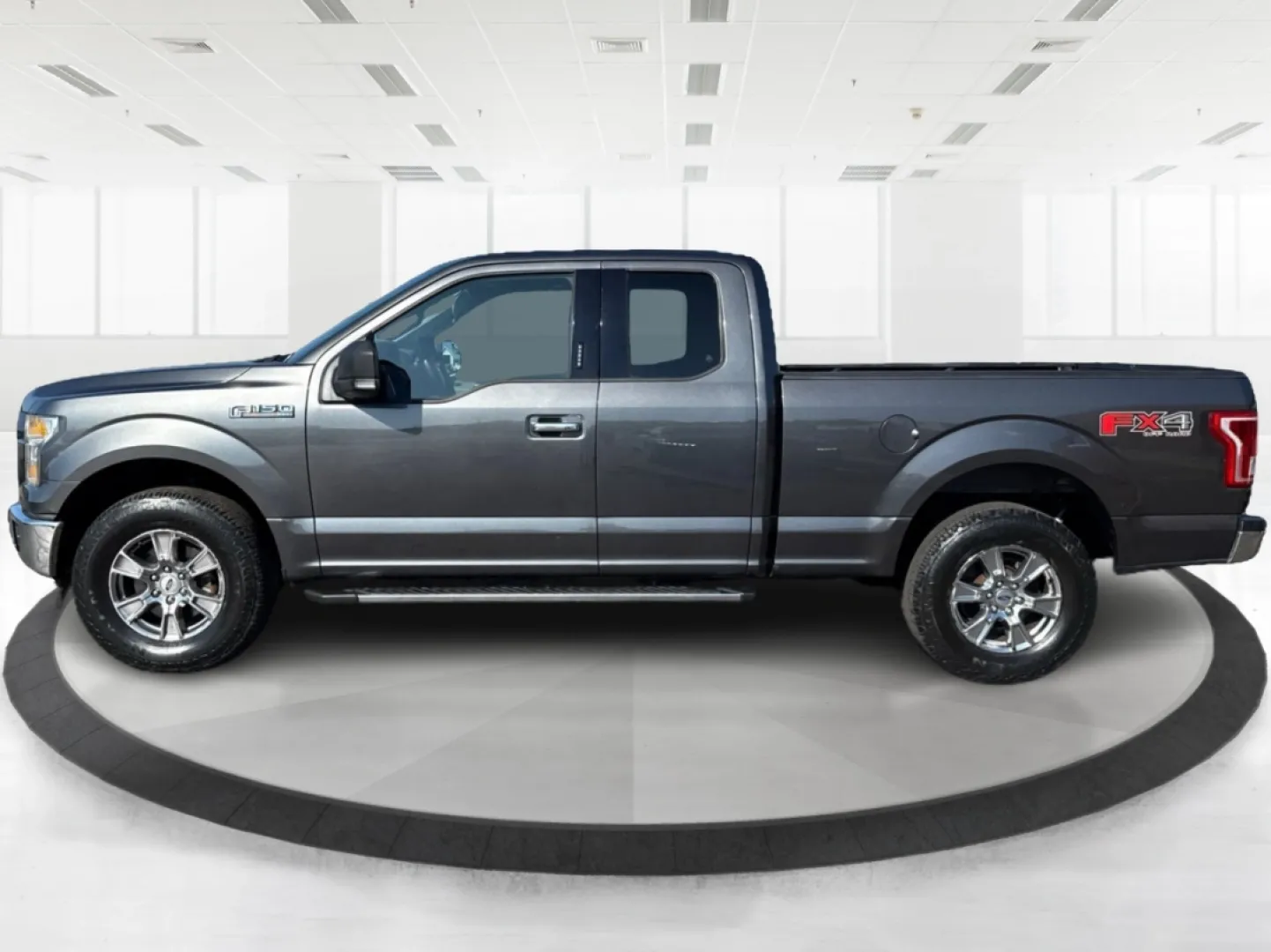 2017 Ford F-150 XLT (1FTFX1EF2HF) with an Other engine, located at 1099 N County Rd 25A, Troy, OH, 45373, (937) 908-9800, 40.057079, -84.212883 - **Unleash Your Adventures with This 2017 Ford F-150 XLT from Advantage Car and Credit - Troy!** <br /> <br /> Are you in search of a reliable truck that fits your adventurous lifestyle while also providing the comfort and technology you crave? Look no further than this stunning 2017 Ford F-150 XLT, - Photo#5