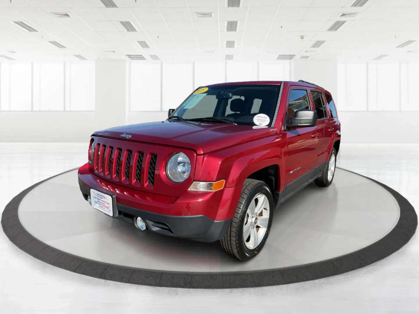 2015 Jeep Patriot Latitude (1C4NJRFB2FD) with an 2.4L I-4 DOHC engine, located at 8750 N County Rd 25A, Piqua, OH, 45356, (937) 908-9800, 40.164391, -84.232513 - **Adventure Awaits with the 2015 Jeep Patriot Latitude in Fairborn, OH!**<br /> <br /> Are you ready for your next weekend getaway or daily commute? The 2015 Jeep Patriot Latitude is the perfect SUV for those who crave adventure and practicality! With its rugged design and versatile features, this v - Photo#7