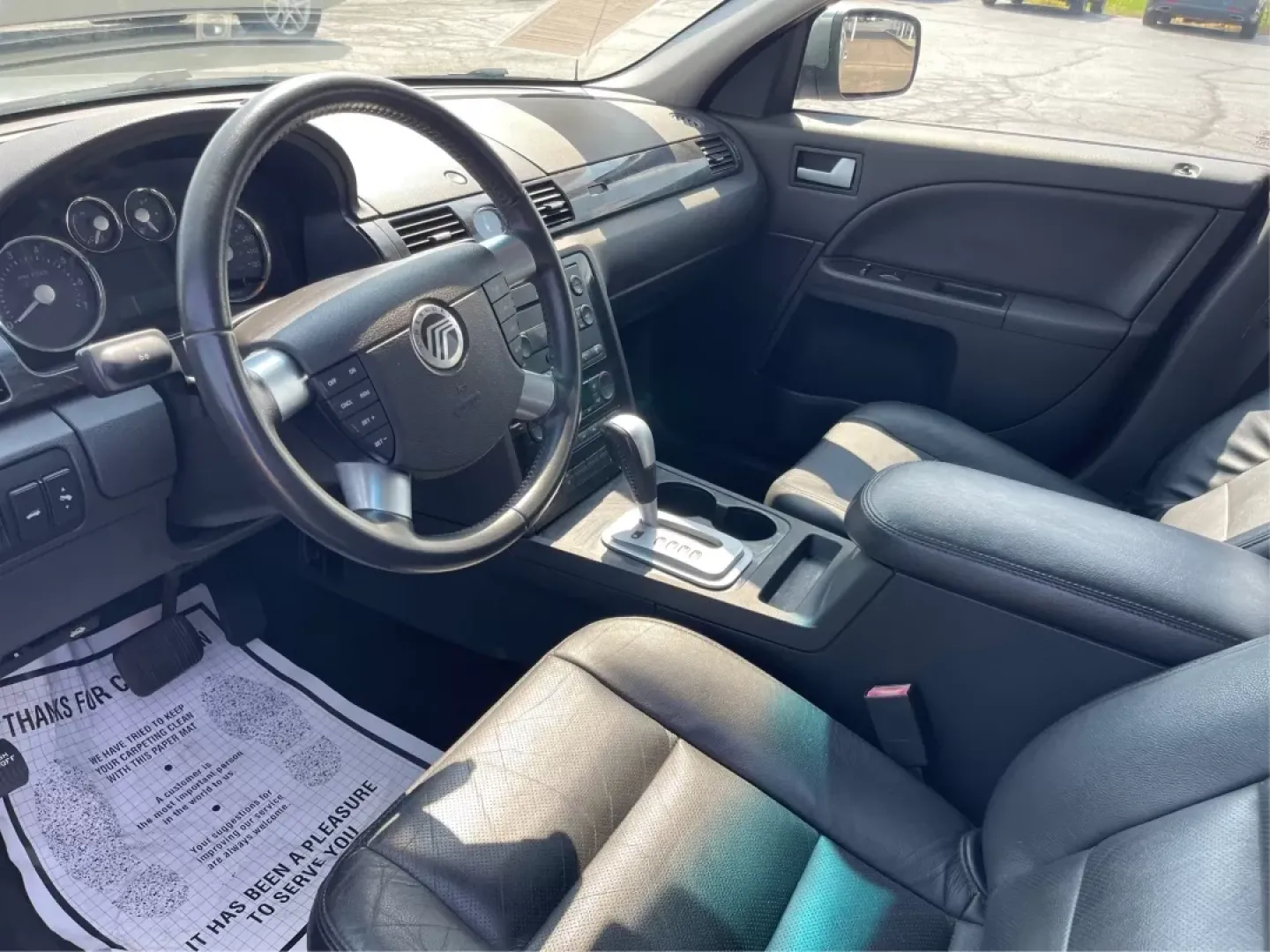 2007 Mercury Montego Premier (1MEHM42167G) with an Duratec 3L V-6 DOHC engine, located at 1230 East Main St, Xenia, OH, 45385, (937) 908-9800, 39.688026, -83.910172 - **Experience Comfort and Style with the 2007 Mercury Montego - Perfect for Your Next Adventure!**<br /> <br /> Are you ready to elevate your daily commute or embark on a weekend getaway? The 2007 Mercury Montego, available at Advantage Car and Credit in Xenia, OH, is designed to meet your lifestyle - Photo#9