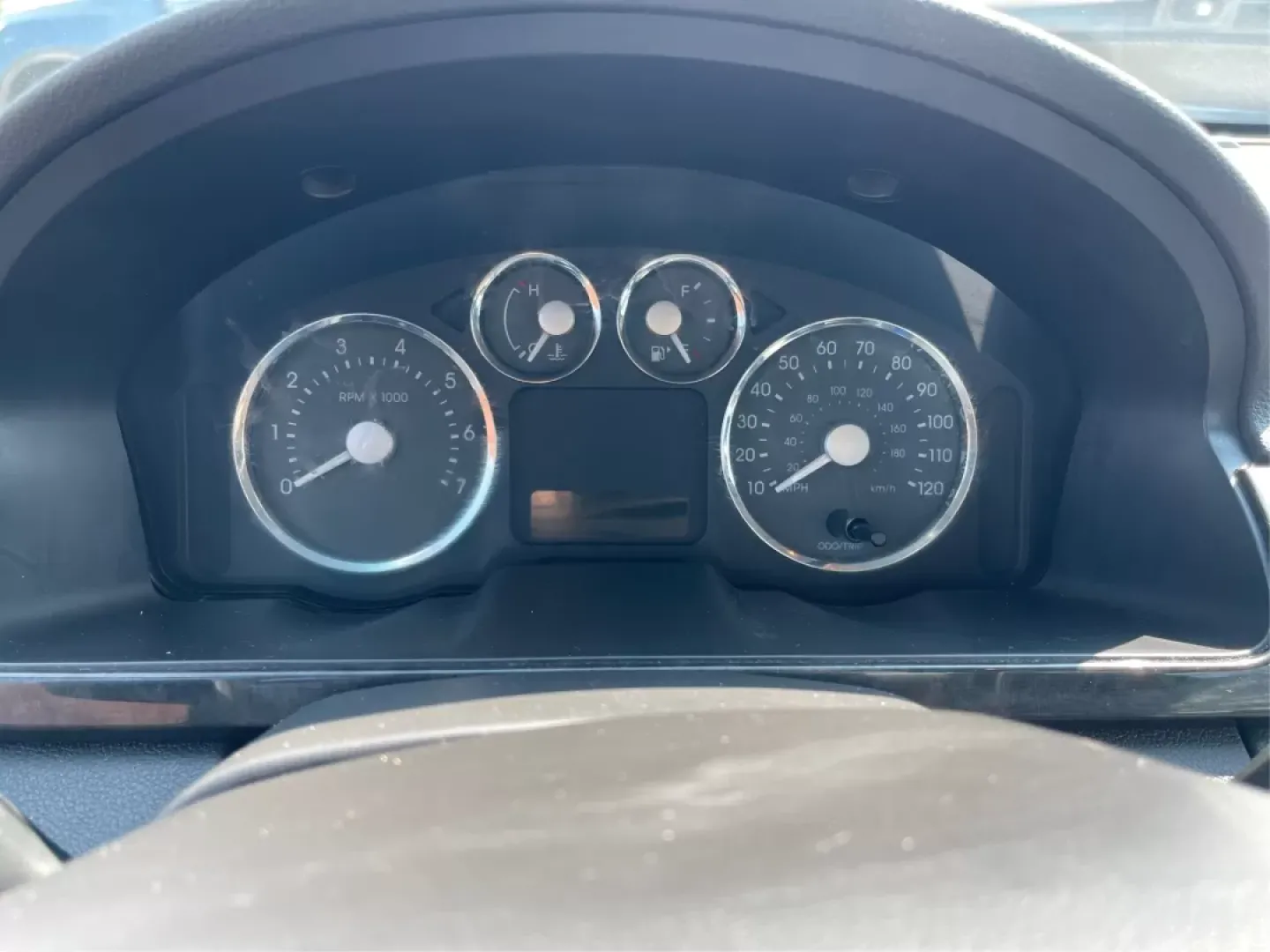 2007 Mercury Montego Premier (1MEHM42167G) with an Duratec 3L V-6 DOHC engine, located at 1230 East Main St, Xenia, OH, 45385, (937) 908-9800, 39.688026, -83.910172 - **Experience Comfort and Style with the 2007 Mercury Montego - Perfect for Your Next Adventure!**<br /> <br /> Are you ready to elevate your daily commute or embark on a weekend getaway? The 2007 Mercury Montego, available at Advantage Car and Credit in Xenia, OH, is designed to meet your lifestyle - Photo#14