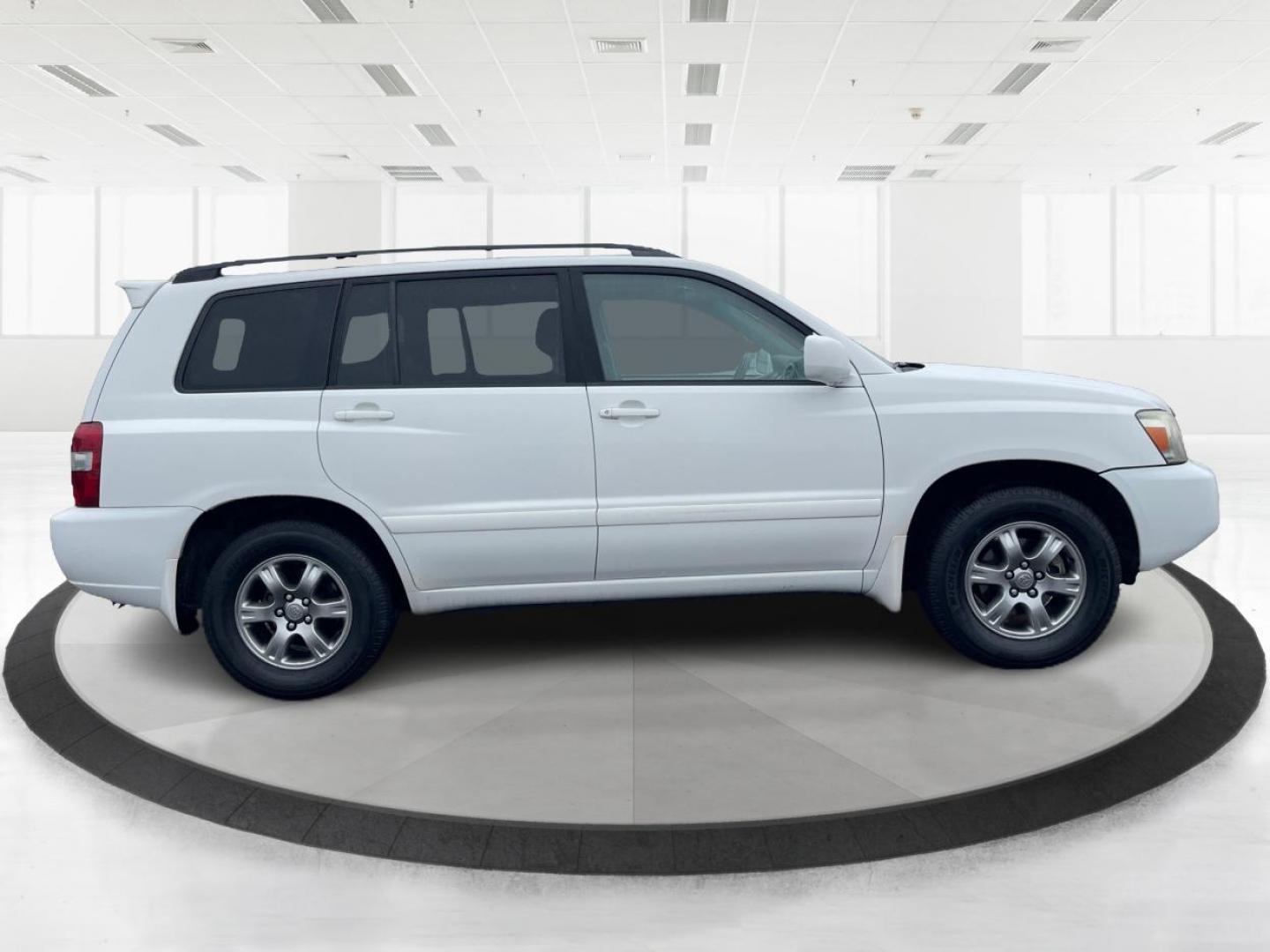 2007 Toyota Highlander V6 | Sport V6 (JTEGP21A370) with an 3.3L V-6 DOHC engine, located at 4508 South Dixie Dr, Moraine, OH, 45439, (937) 908-9800, 39.689976, -84.218452 - 2007 Toyota Highlander V6 | Sport V6 - Photo#1