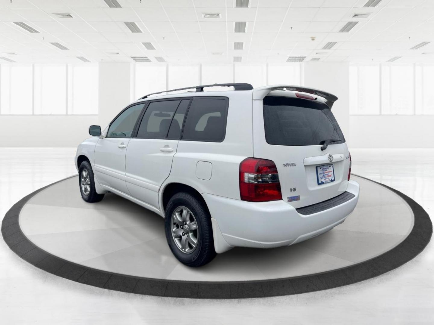 2007 Toyota Highlander V6 | Sport V6 (JTEGP21A370) with an 3.3L V-6 DOHC engine, located at 4508 South Dixie Dr, Moraine, OH, 45439, (937) 908-9800, 39.689976, -84.218452 - 2007 Toyota Highlander V6 | Sport V6 - Photo#4