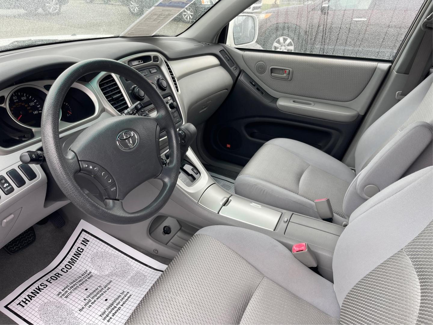 2007 Toyota Highlander V6 | Sport V6 (JTEGP21A370) with an 3.3L V-6 DOHC engine, located at 4508 South Dixie Dr, Moraine, OH, 45439, (937) 908-9800, 39.689976, -84.218452 - 2007 Toyota Highlander V6 | Sport V6 - Photo#8
