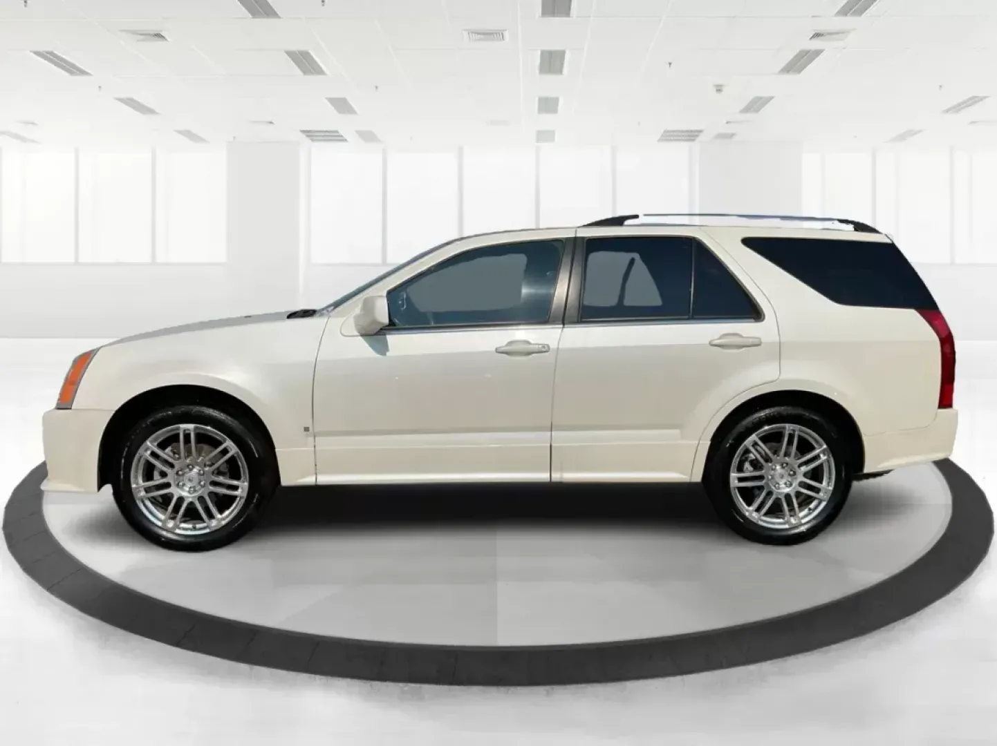 2008 Cadillac SRX V6 (1GYEE437480) with an 3.6L V-6 DOHC engine, located at 880 E. National Road, Vandalia, OH, 45377, (937) 908-9800, 39.891918, -84.183594 - **Discover Your Next Adventure with the 2008 Cadillac SRX at Advantage Car and Credit!** <br /> <br /> Are you a growing family in search of a reliable, stylish SUV that's perfect for weekend getaways or daily commutes? Look no further than this stunning 2008 Cadillac SRX, available now at Advantage - Photo#5