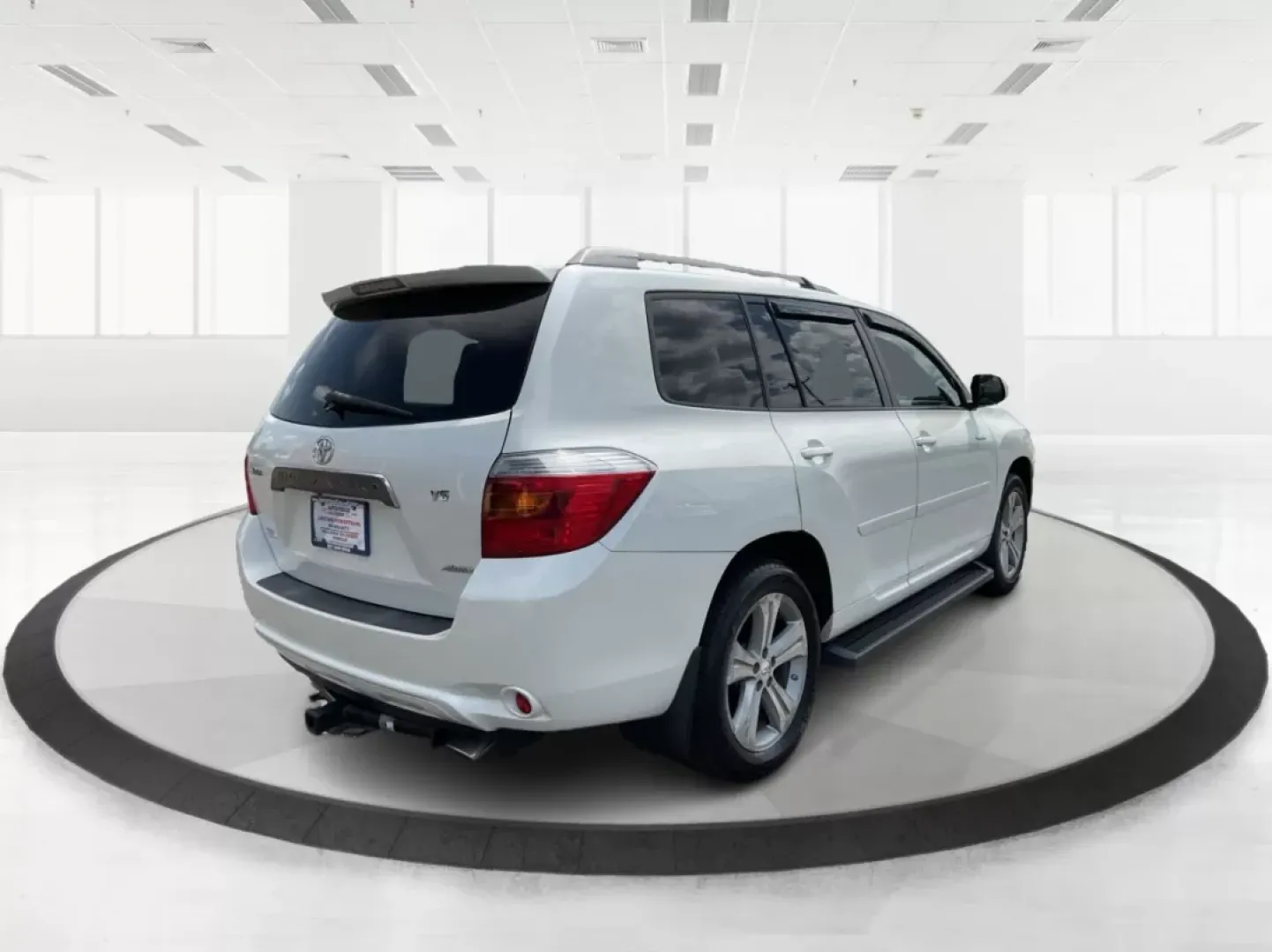 2008 Toyota Highlander Sport (JTEES43A082) with an 3.5L V-6 DOHC engine, located at 1099 N County Rd 25A, Troy, OH, 45373, (937) 908-9800, 40.057079, -84.212883 - ### Discover Your Next Adventure with the 2008 Toyota Highlander Sport<br /> <br /> Are you ready to elevate your family outings or weekend getaways? The 2008 Toyota Highlander Sport is the perfect companion for those who seek both comfort and capability. This SUV is designed to accommodate growing - Photo#2