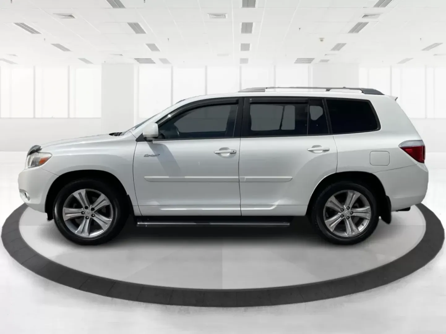 2008 Toyota Highlander Sport (JTEES43A082) with an 3.5L V-6 DOHC engine, located at 1099 N County Rd 25A, Troy, OH, 45373, (937) 908-9800, 40.057079, -84.212883 - ### Discover Your Next Adventure with the 2008 Toyota Highlander Sport<br /> <br /> Are you ready to elevate your family outings or weekend getaways? The 2008 Toyota Highlander Sport is the perfect companion for those who seek both comfort and capability. This SUV is designed to accommodate growing - Photo#5