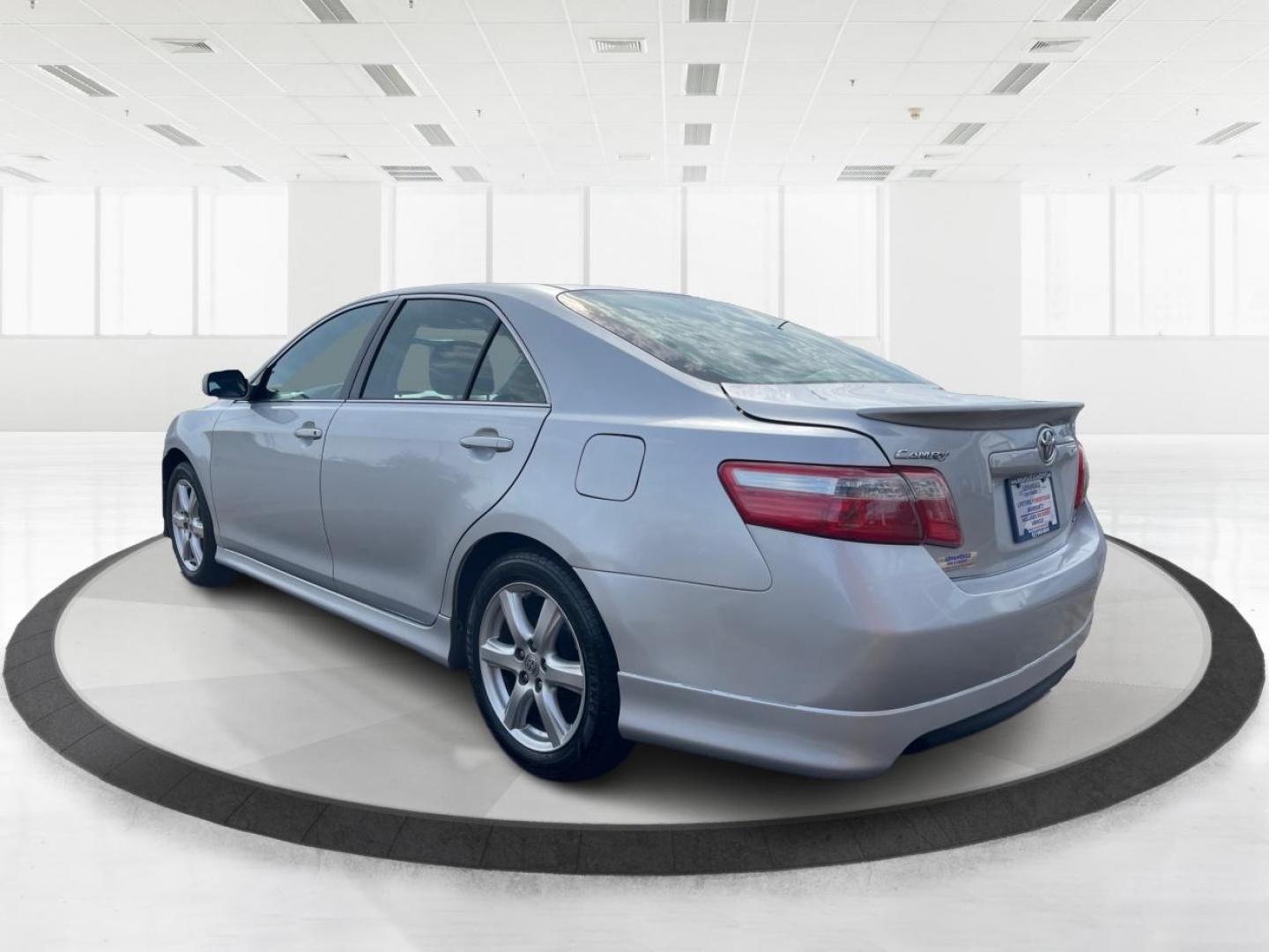 2009 Toyota Camry SE V6 (4T1BK46K39U) with an 3.5L V-6 DOHC engine, located at 401 Woodman Dr, Riverside, OH, 45431, (937) 908-9800, 39.760899, -84.123421 - 2009 Toyota Camry SE V6 - Photo#4