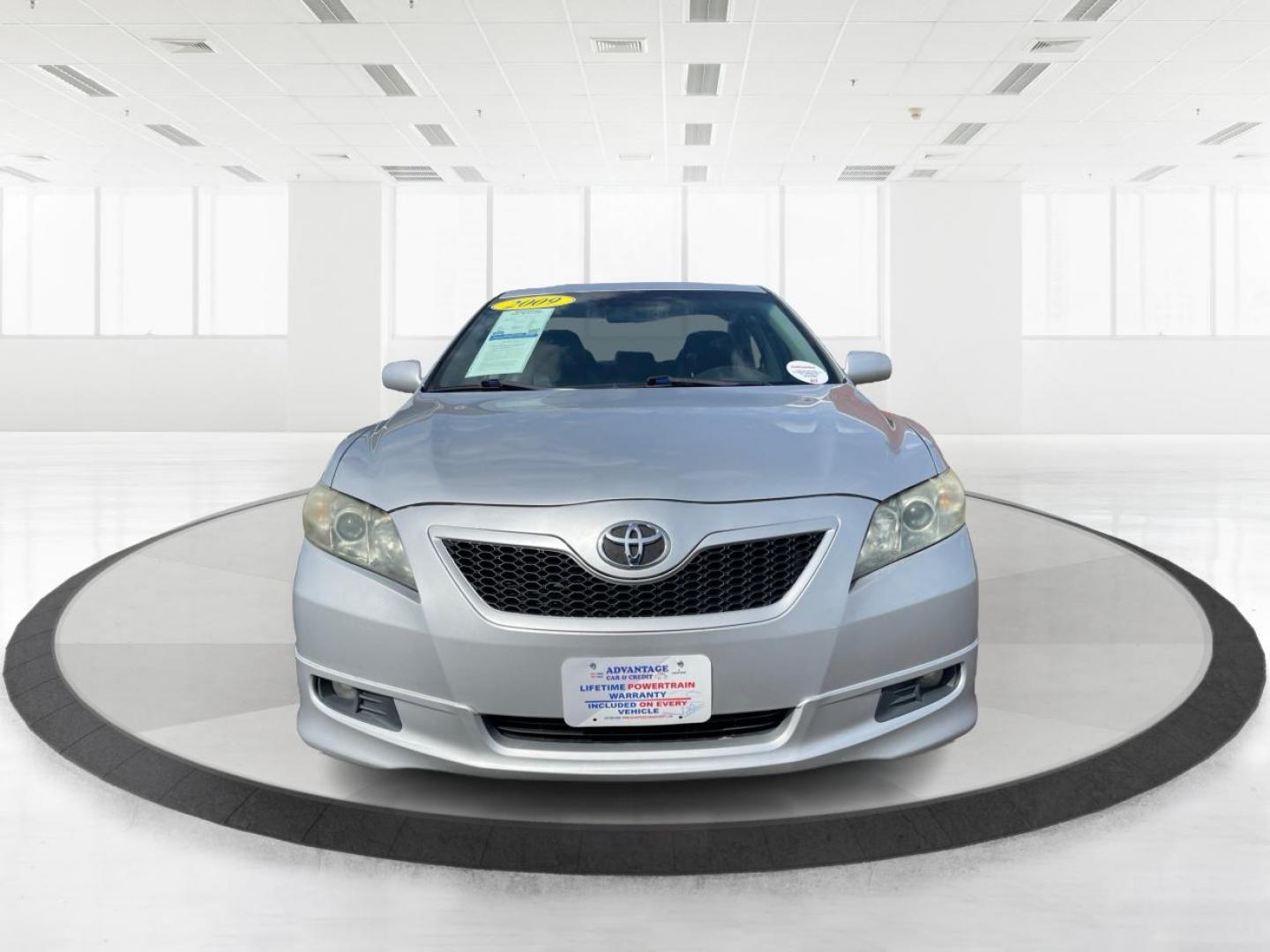 2009 Toyota Camry SE V6 (4T1BK46K39U) with an 3.5L V-6 DOHC engine, located at 401 Woodman Dr, Riverside, OH, 45431, (937) 908-9800, 39.760899, -84.123421 - 2009 Toyota Camry SE V6 - Photo#5