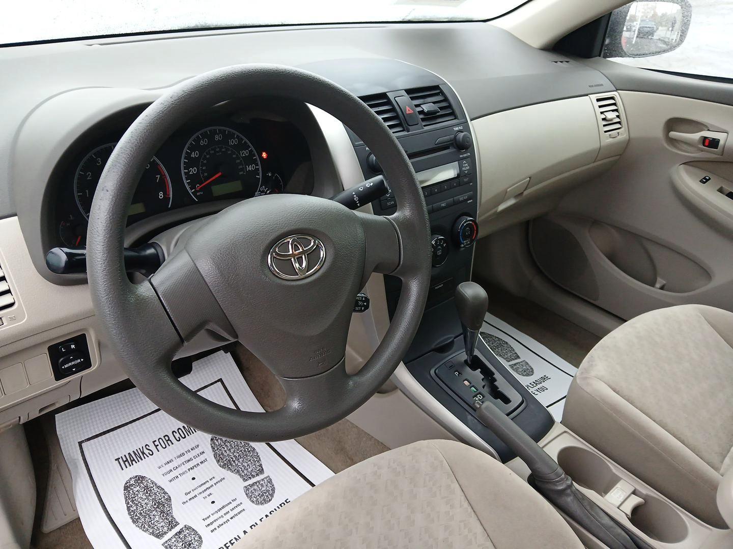 2009 Toyota Corolla LE 4-Speed AT (JTDBL40E79J) with an 1.8L L4 DOHC 16V engine, 4-Speed Automatic transmission, located at 401 Woodman Dr, Riverside, OH, 45431, (937) 908-9800, 39.760899, -84.123421 - One Owner - Photo#8