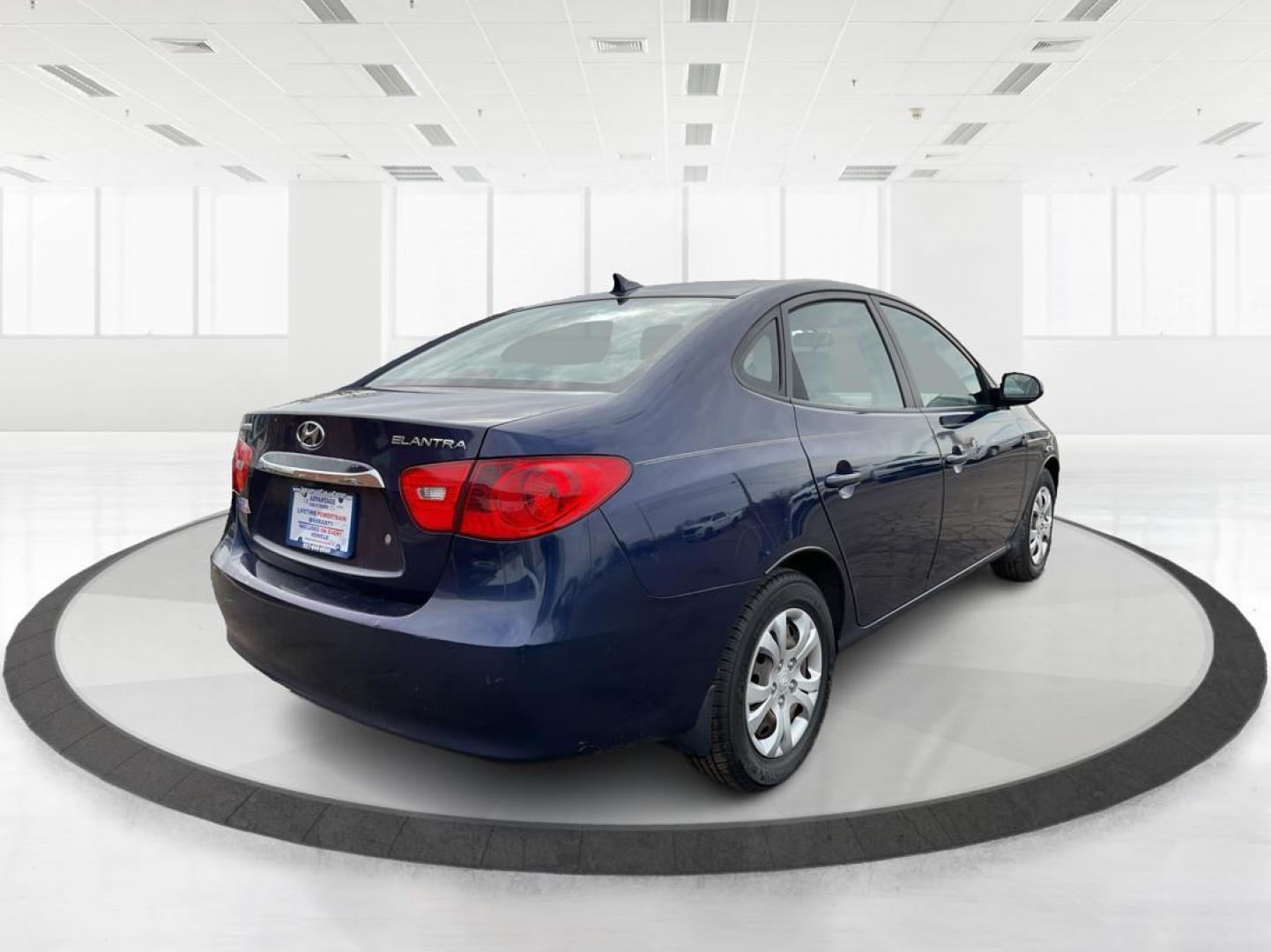2010 Hyundai Elantra GLS (KMHDU4AD5AU) with an 2L I-4 DOHC engine, located at 1184 Kauffman Ave, Fairborn, OH, 45324, (937) 908-9800, 39.807072, -84.030914 - 2010 Hyundai Elantra GLS - Photo#2