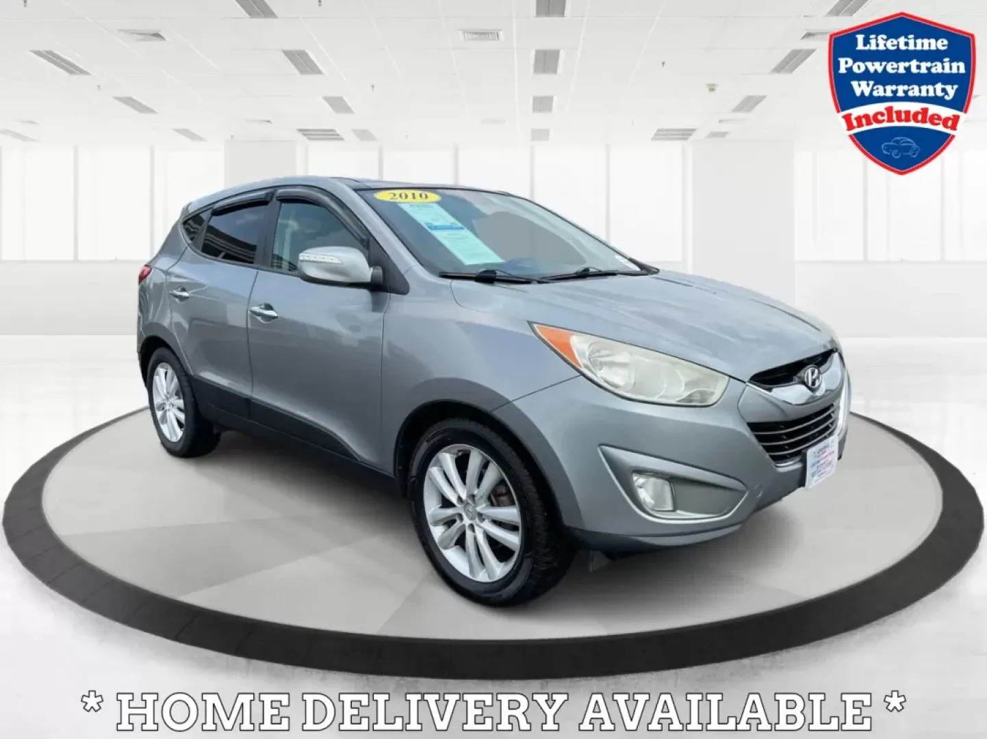 2010 Hyundai Tucson Limited (KM8JUCAC0AU) with an Theta II 2.4L I-4 DOHC engine, located at 4508 South Dixie Dr, Moraine, OH, 45439, (937) 908-9800, 39.689976, -84.218452 - **Adventure Awaits with the 2010 Hyundai Tucson Limited at Advantage Car and Credit!**<br /> <br /> Are you ready to embark on new adventures with your family or explore the great outdoors? The 2010 Hyundai Tucson Limited is the perfect companion for anyone who craves versatility and comfort-ideal f - Photo#0