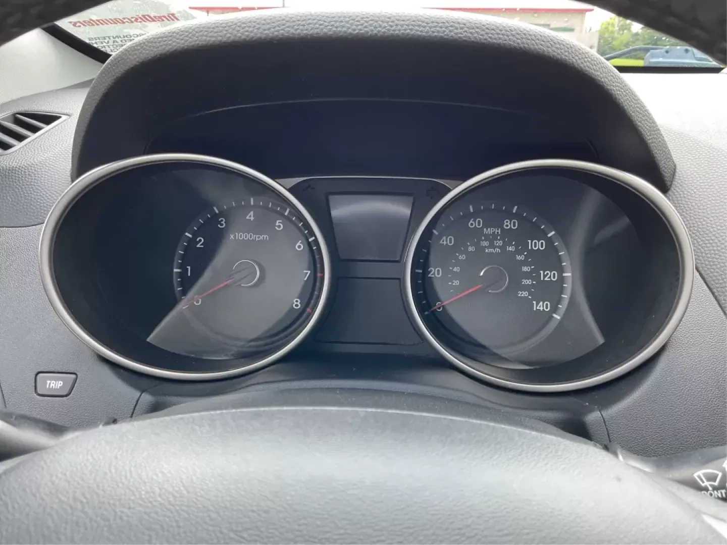2010 Hyundai Tucson Limited (KM8JUCAC0AU) with an Theta II 2.4L I-4 DOHC engine, located at 4508 South Dixie Dr, Moraine, OH, 45439, (937) 908-9800, 39.689976, -84.218452 - **Adventure Awaits with the 2010 Hyundai Tucson Limited at Advantage Car and Credit!**<br /> <br /> Are you ready to embark on new adventures with your family or explore the great outdoors? The 2010 Hyundai Tucson Limited is the perfect companion for anyone who craves versatility and comfort-ideal f - Photo#15