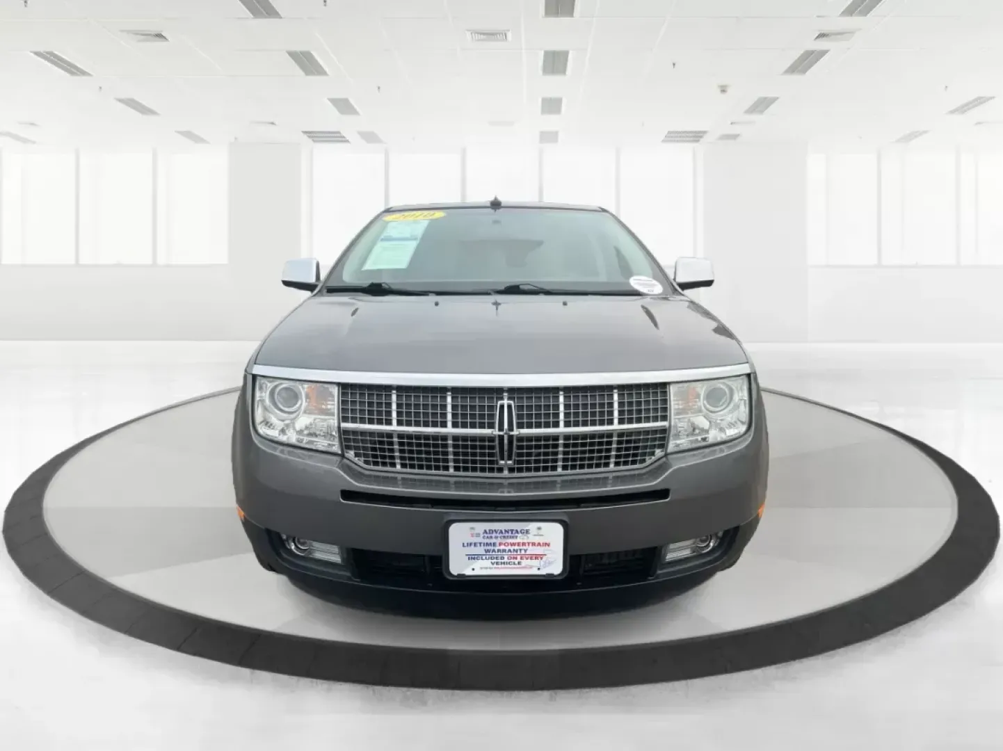 2010 Lincoln MKX AWD (2LMDJ8JC8AB) with an Other engine, located at 8750 N County Rd 25A, Piqua, OH, 45356, (937) 908-9800, 40.164391, -84.232513 - 2010 Lincoln MKX AWD - Photo#6