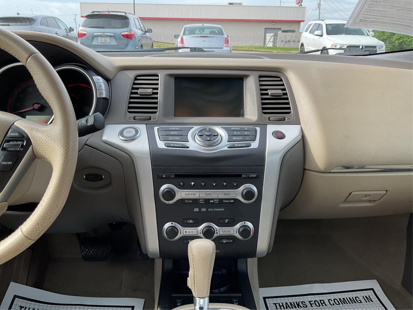 2010 Nissan Murano SL (JN8AZ1MW4AW) with an 3.5L V-6 DOHC engine, located at 1099 N County Rd 25A, Troy, OH, 45373, (937) 908-9800, 40.057079, -84.212883 - One Owner - Photo#10
