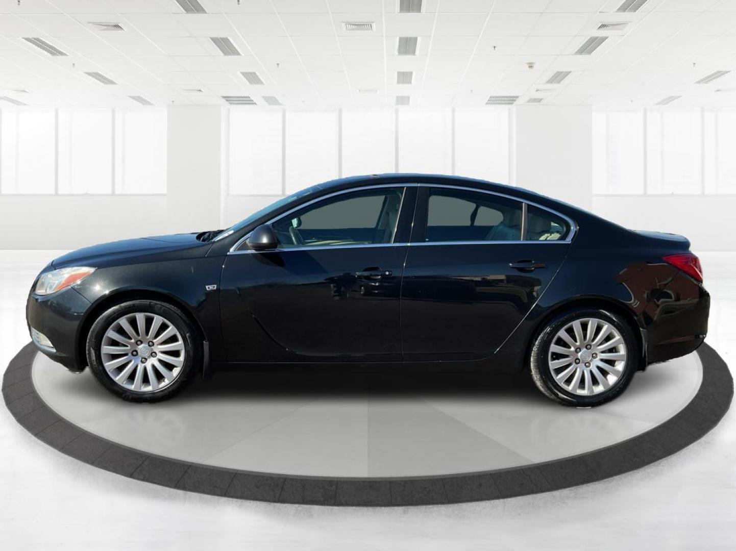 2011 Carbon Black Metallic Buick Regal CXL - 4XL (W04GS5EC9B1) with an 2.4L L4 DOHC 16V engine, 6-Speed Automatic transmission, located at 4508 South Dixie Dr, Moraine, OH, 45439, (937) 908-9800, 39.689976, -84.218452 - 2011 Buick Regal CXL - 4XL - Photo#5