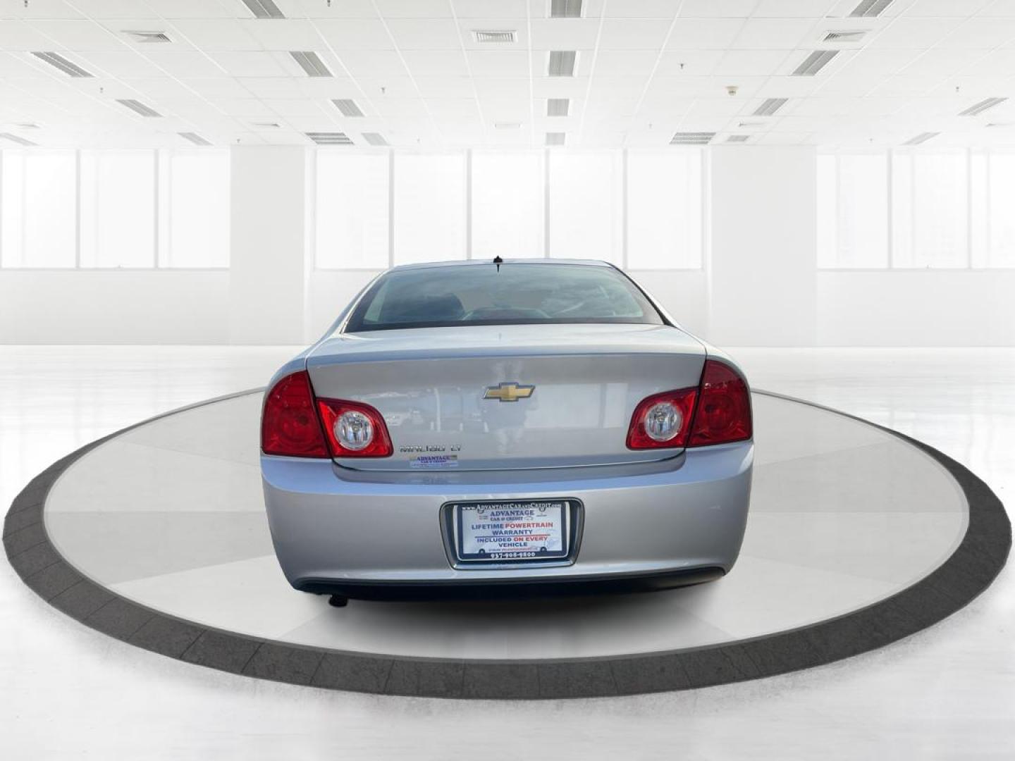 2011 Chevrolet Malibu 1LT (1G1ZC5E1XBF) with an Ecotec 2.4L I-4 DOHC engine, located at 1230 East Main St, Xenia, OH, 45385, (937) 908-9800, 39.688026, -83.910172 - 2011 Chevrolet Malibu 1LT - Photo#3