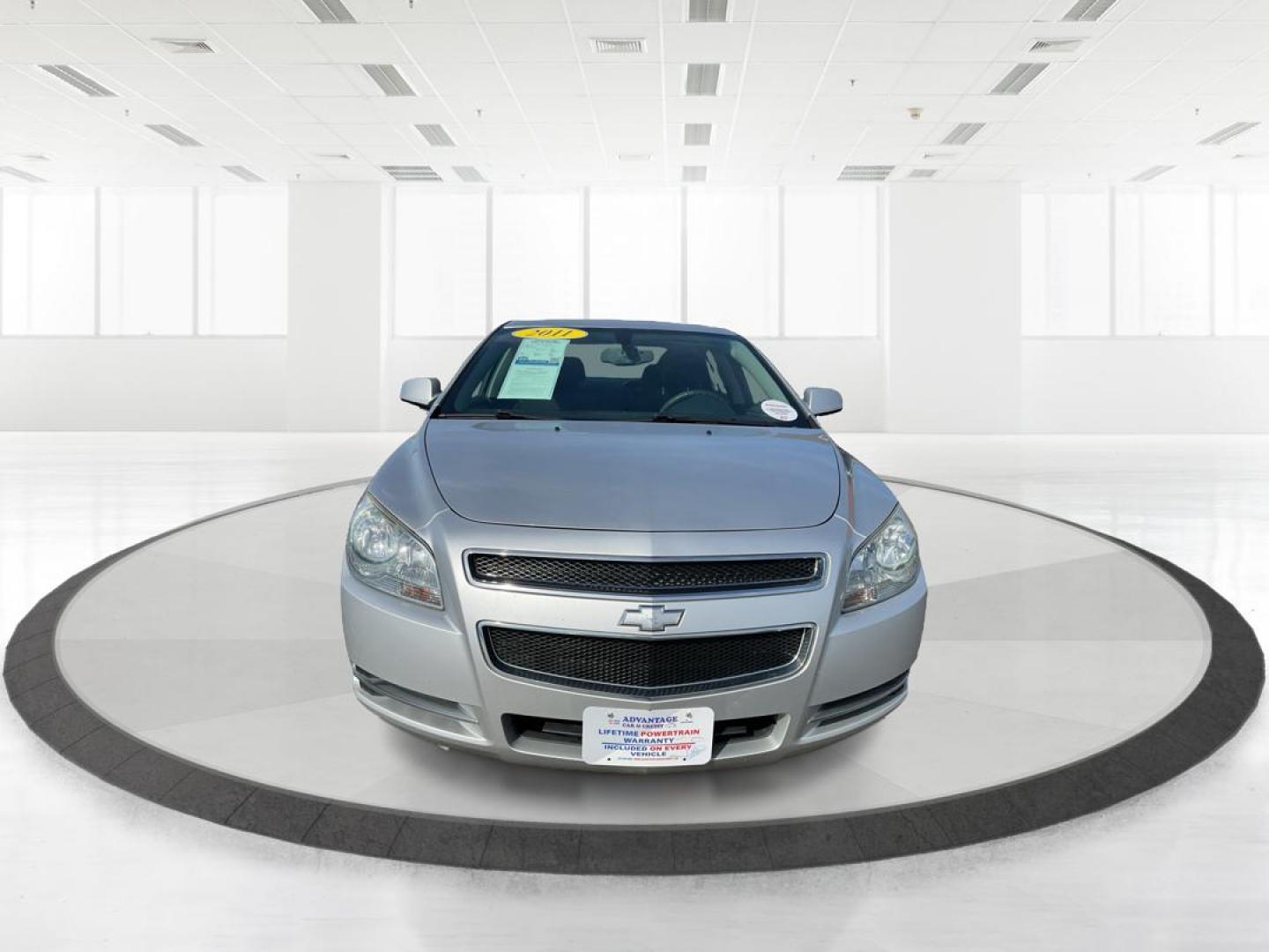 2011 Chevrolet Malibu 1LT (1G1ZC5E1XBF) with an Ecotec 2.4L I-4 DOHC engine, located at 1230 East Main St, Xenia, OH, 45385, (937) 908-9800, 39.688026, -83.910172 - 2011 Chevrolet Malibu 1LT - Photo#6