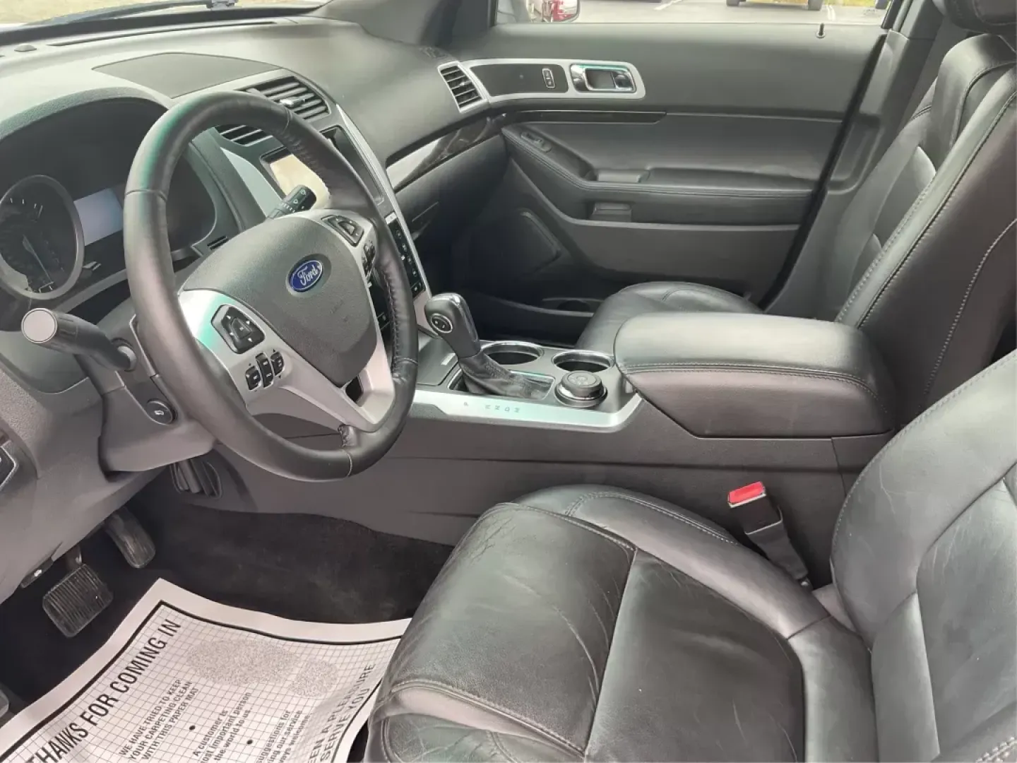 2011 Ford Explorer Limited (1FMHK8F80BG) with an 3.5L V-6 DOHC engine, located at 1951 S Dayton Lakeview Rd., New Carlisle, OH, 45344, (937) 908-9800, 39.890999, -84.050255 - Third Row - Photo#8