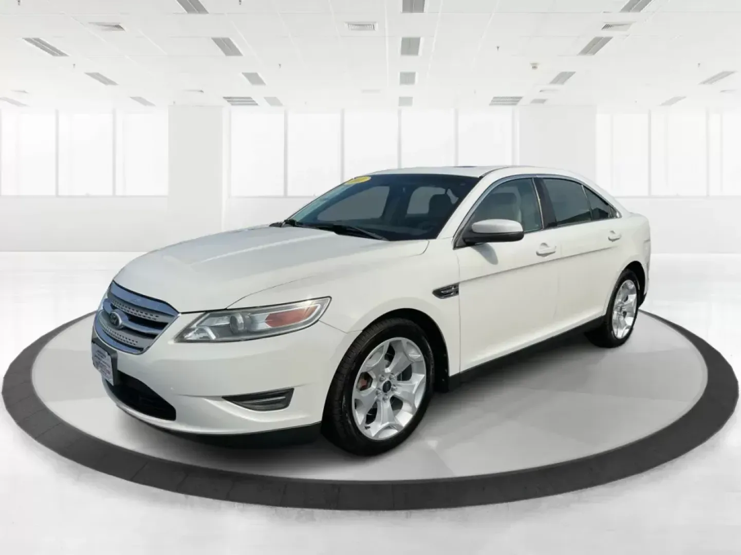2011 Ford Taurus SEL (1FAHP2EW5BG) with an Duratec 3.5L V-6 DOHC engine, located at 8750 N County Rd 25A, Piqua, OH, 45356, (937) 908-9800, 40.164391, -84.232513 - **Drive in Style and Comfort with the 2011 Ford Taurus SEL Perfect for Commuters and Families Alike!**<br /> <br /> Are you ready to elevate your daily commute or weekend adventures? Look no further than the 2011 Ford Taurus SEL, available now at Advantage Car and Credit in Fairborn, OH. This spaci - Photo#7