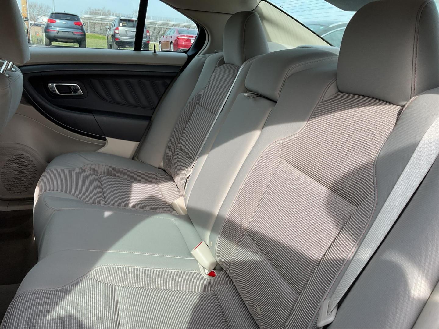 2011 Ford Taurus SEL (1FAHP2HW0BG) with an Duratec 3.5L V-6 DOHC engine, located at 1099 N County Rd 25A, Troy, OH, 45373, (937) 908-9800, 40.057079, -84.212883 - 2011 Ford Taurus SEL - Photo#9