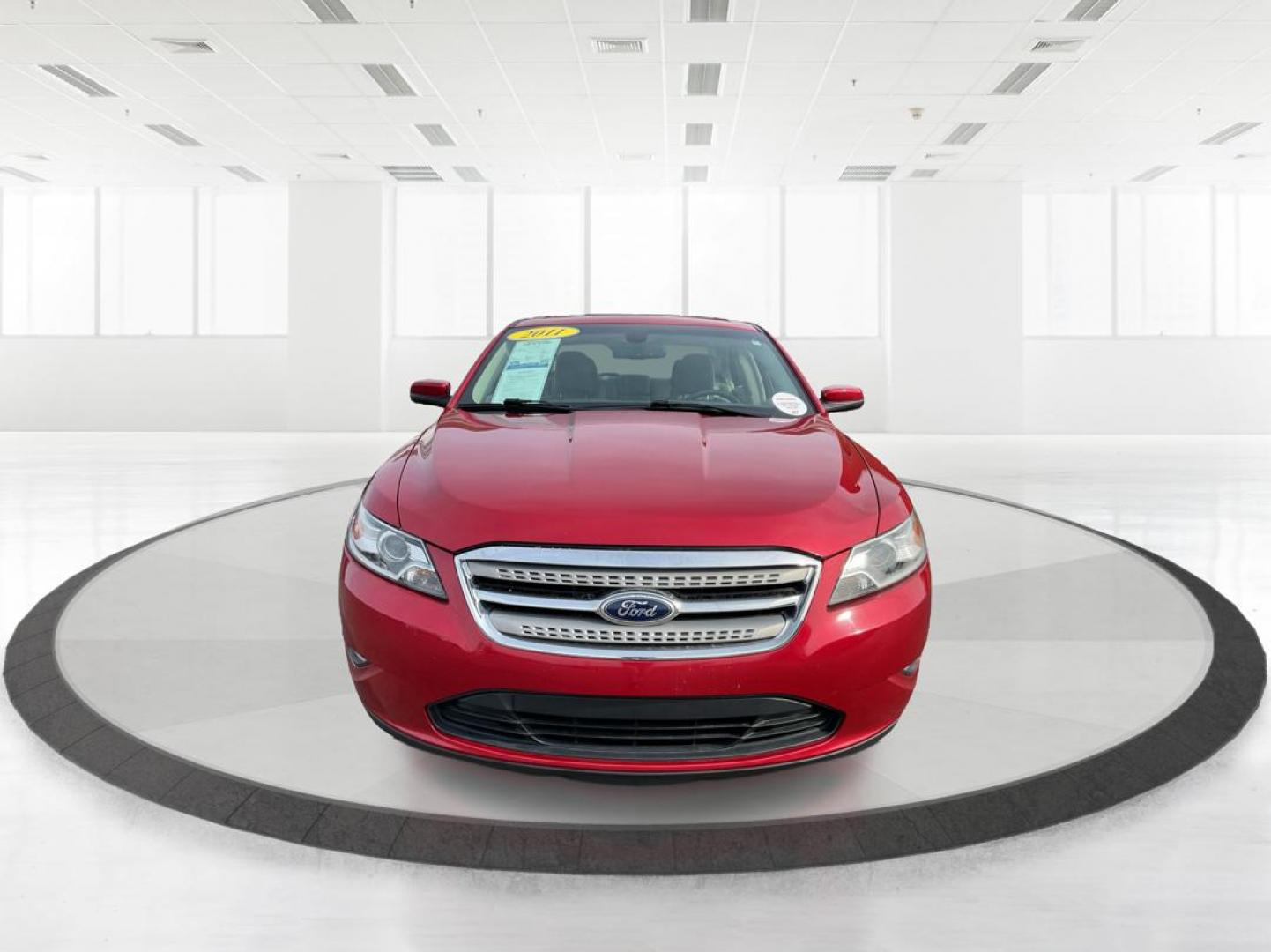 2011 Ford Taurus SEL (1FAHP2HW0BG) with an Duratec 3.5L V-6 DOHC engine, located at 1099 N County Rd 25A, Troy, OH, 45373, (937) 908-9800, 40.057079, -84.212883 - 2011 Ford Taurus SEL - Photo#6