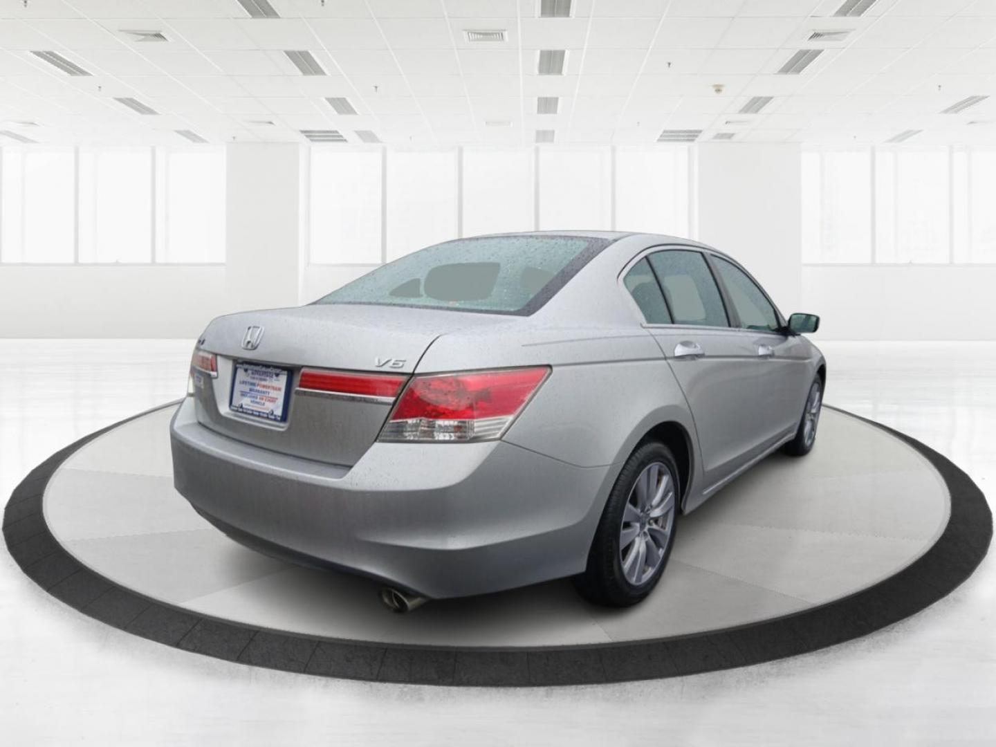 2011 Honda Accord EX-L V-6 Sedan AT (1HGCP3F82BA) with an 3.5L V6 SOHC 24V engine, 5-Speed Automatic transmission, located at 4508 South Dixie Dr, Moraine, OH, 45439, (937) 908-9800, 39.689976, -84.218452 - 2011 Honda Accord EX-L V-6 Sedan AT - Photo#2