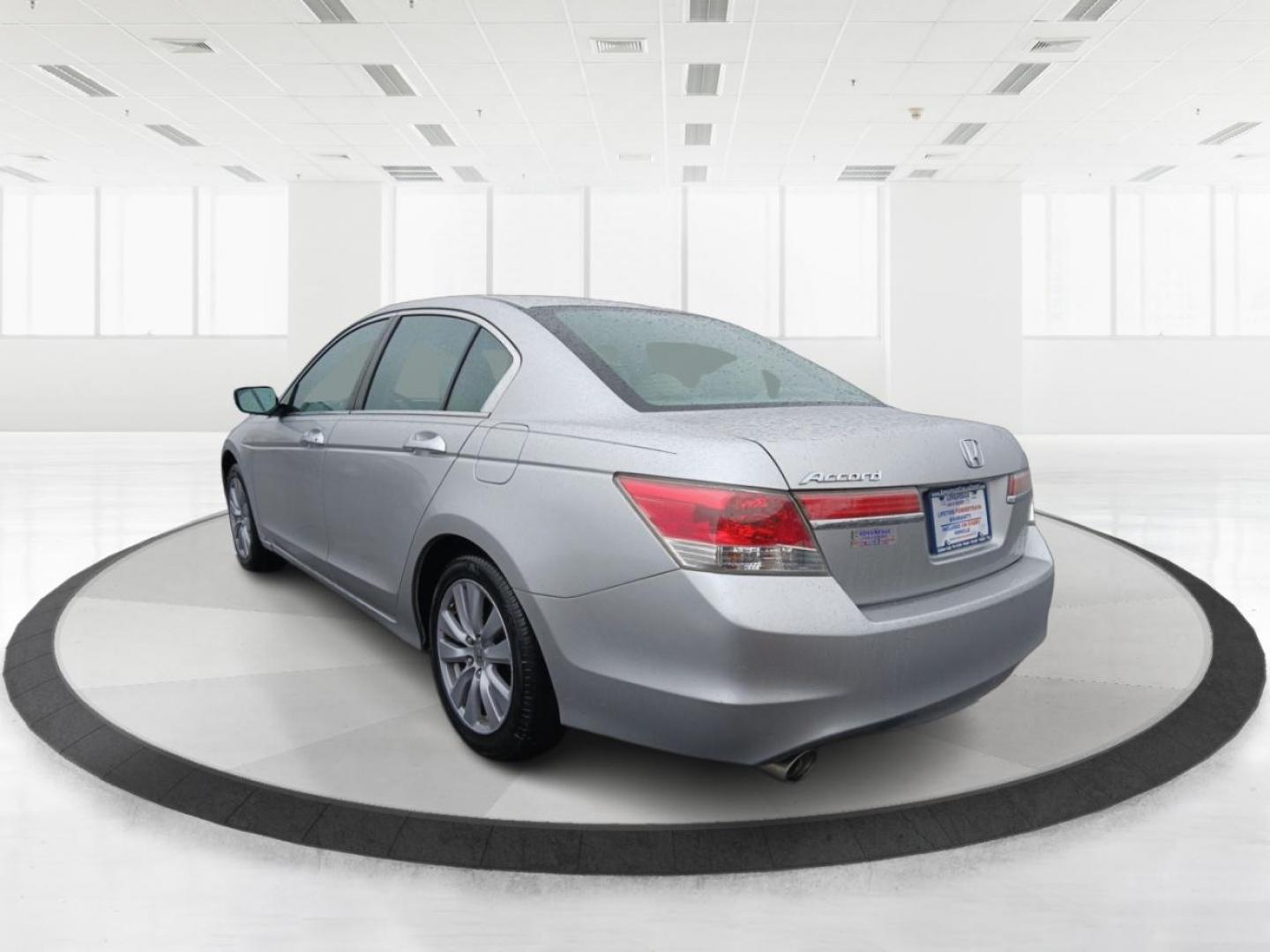 2011 Honda Accord EX-L V-6 Sedan AT (1HGCP3F82BA) with an 3.5L V6 SOHC 24V engine, 5-Speed Automatic transmission, located at 4508 South Dixie Dr, Moraine, OH, 45439, (937) 908-9800, 39.689976, -84.218452 - 2011 Honda Accord EX-L V-6 Sedan AT - Photo#4