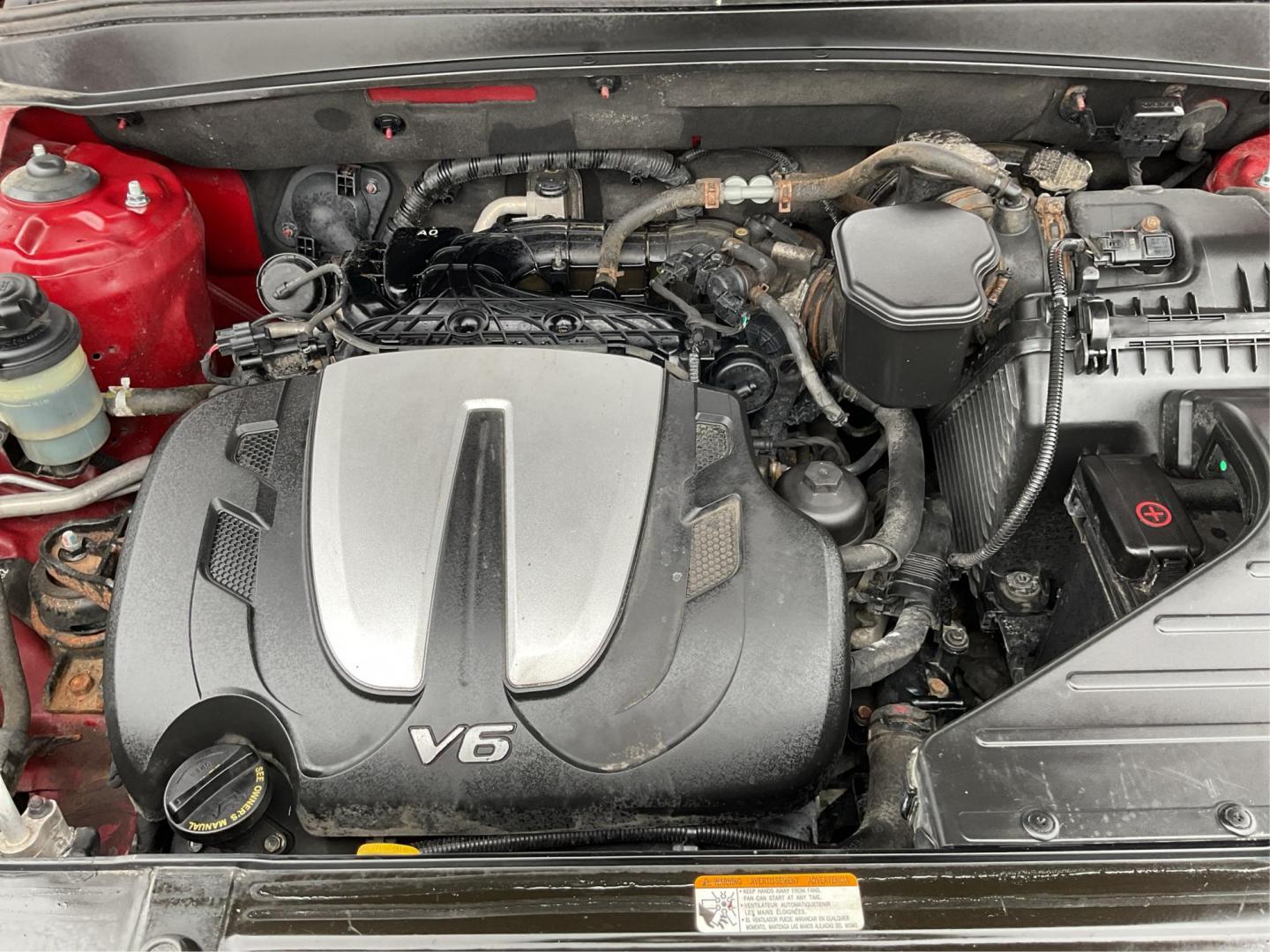 2011 Hyundai Santa Fe SE (5XYZHDAG5BG) with an 3.5L V-6 DOHC engine, located at 401 Woodman Dr, Riverside, OH, 45431, (937) 908-9800, 39.760899, -84.123421 - 2011 Hyundai Santa Fe SE - Photo#10