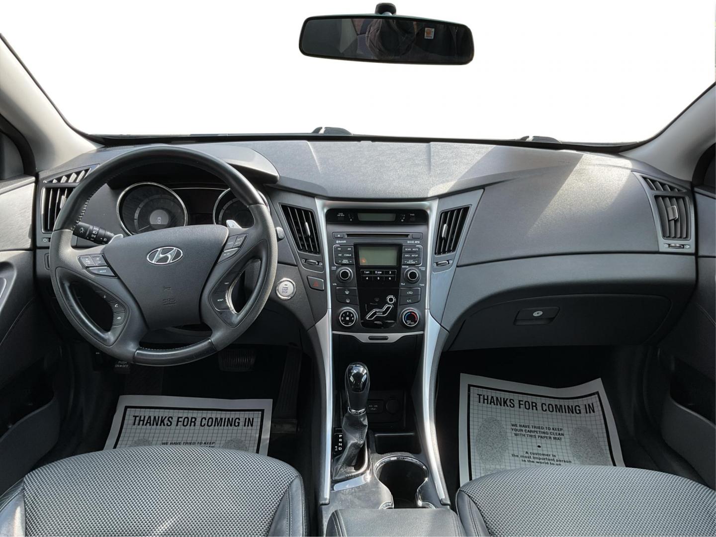 2011 Hyundai Sonata SE (5NPEC4AC5BH) with an 2.4L I-4 gasoline direct injection engine, located at 401 Woodman Dr, Riverside, OH, 45431, (937) 908-9800, 39.760899, -84.123421 - 2011 Hyundai Sonata SE - Photo#19