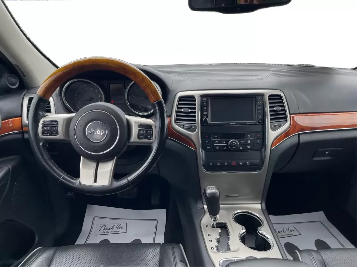 2011 Jeep Grand Cherokee Overland (1J4RR6GT7BC) with an Other engine, located at 8750 N County Rd 25A, Piqua, OH, 45356, (937) 908-9800, 40.164391, -84.232513 - **Elevate Your Adventures with the 2011 Jeep Grand Cherokee Overland at Advantage Car and Credit!**<br /> <br /> Are you ready to take your family on unforgettable weekend getaways while having the peace of mind that comes with a dependable vehicle? Look no further than this stunning 2011 Jeep Grand - Photo#20