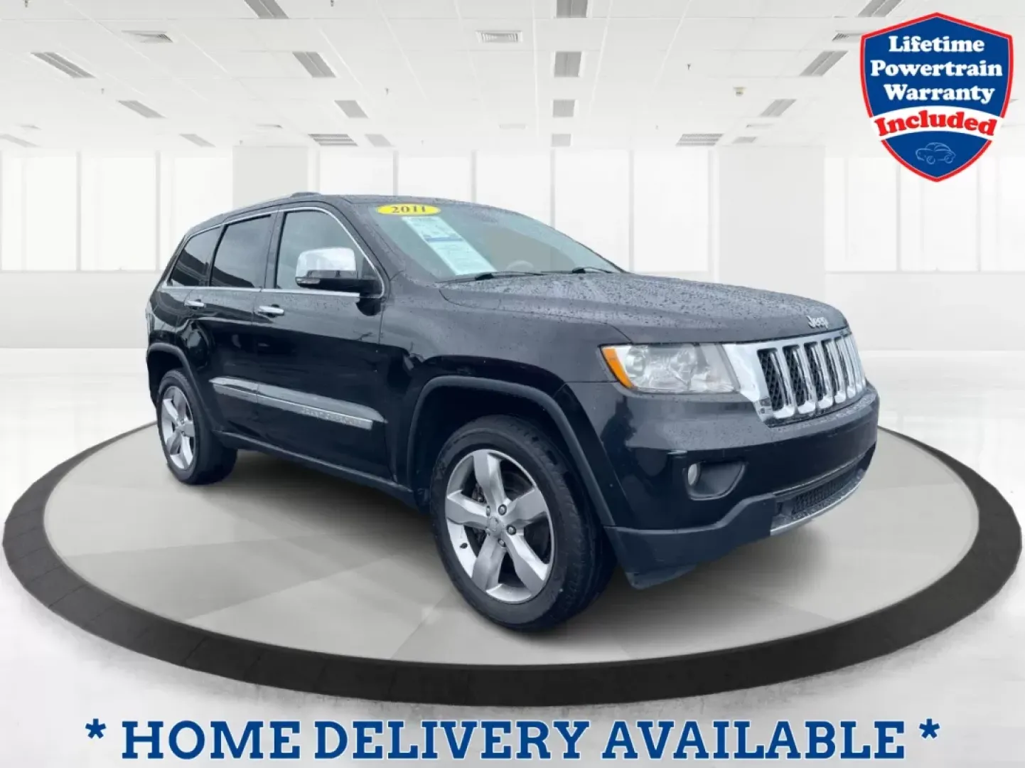 2011 Jeep Grand Cherokee Overland (1J4RR6GT7BC) with an Other engine, located at 8750 N County Rd 25A, Piqua, OH, 45356, (937) 908-9800, 40.164391, -84.232513 - Discover Your Next Adventure with the 2011 Jeep Grand Cherokee Overland<br /> <br /> Unleash your adventurous spirit with the 2011 Jeep Grand Cherokee Overland, available now at Advantage Car and Credit in Fairborn, OH. This rugged yet refined SUV is perfect for those who thrive on weekend escapes, - Photo#0
