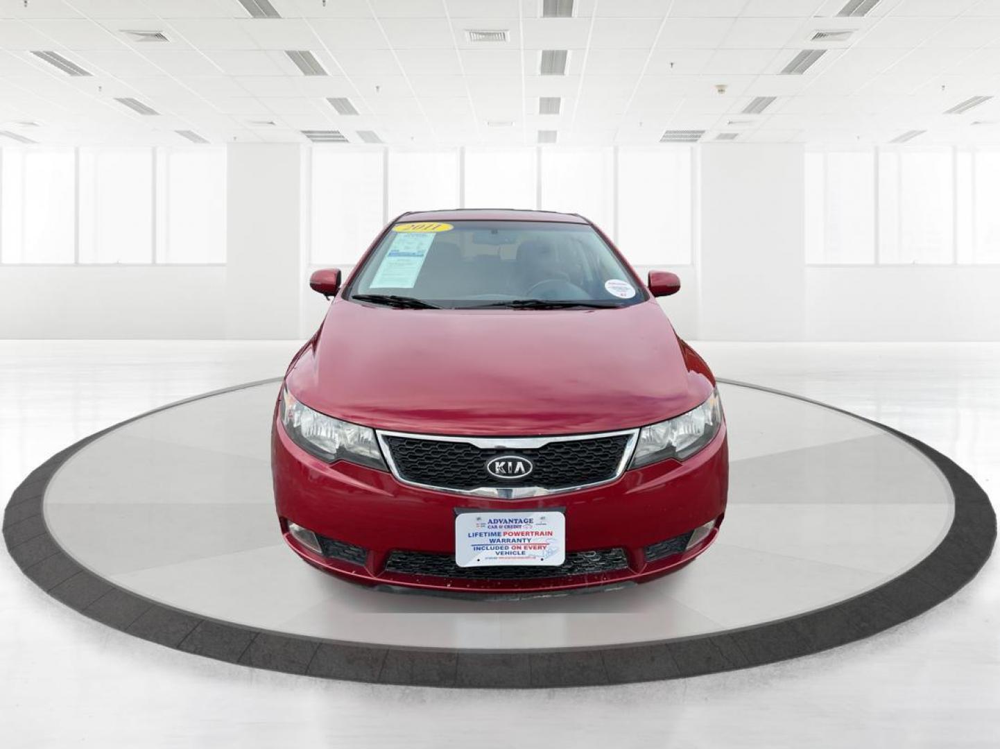 2011 Spicy Red Metallic Kia Forte 5-Door SX (KNAFW5A33B5) with an 2.4L L4 DOHC 16V engine, located at 1230 East Main St, Xenia, OH, 45385, (937) 908-9800, 39.688026, -83.910172 - 2011 Kia Forte 5-Door SX - Photo#6
