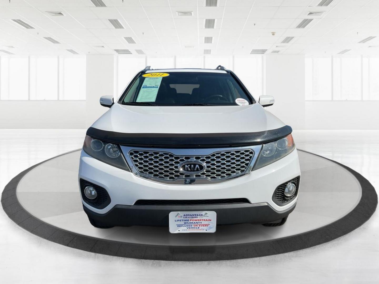 2011 Kia Sorento EX V6 (5XYKUDA22BG) with an 3.5L V-6 DOHC engine, located at 1184 Kauffman Ave, Fairborn, OH, 45324, (937) 908-9800, 39.807072, -84.030914 - 2011 Kia Sorento EX V6 - Photo#6