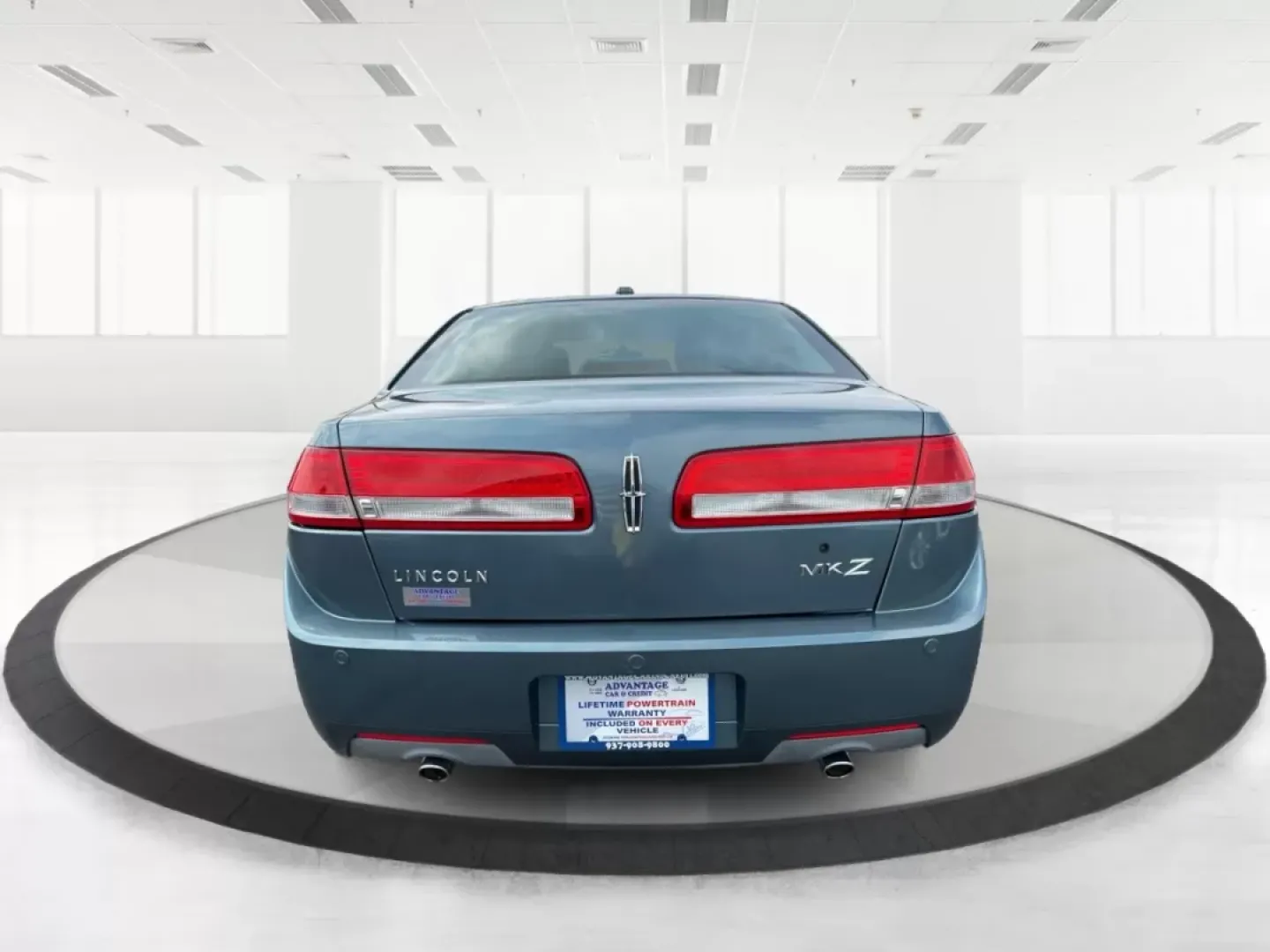 2011 Lincoln MKZ Base (3LNHL2GC1BR) with an Other engine, located at 401 Woodman Dr, Riverside, OH, 45431, (937) 908-9800, 39.760899, -84.123421 - ### Discover Luxury and Comfort with the 2011 Lincoln MKZ at Advantage Car and Credit<br /> <br /> Are you in search of a vehicle that effortlessly combines style, comfort, and reliability? The 2011 Lincoln MKZ is your perfect match! Whether you're commuting to work, taking the kids to school, or pl - Photo#3