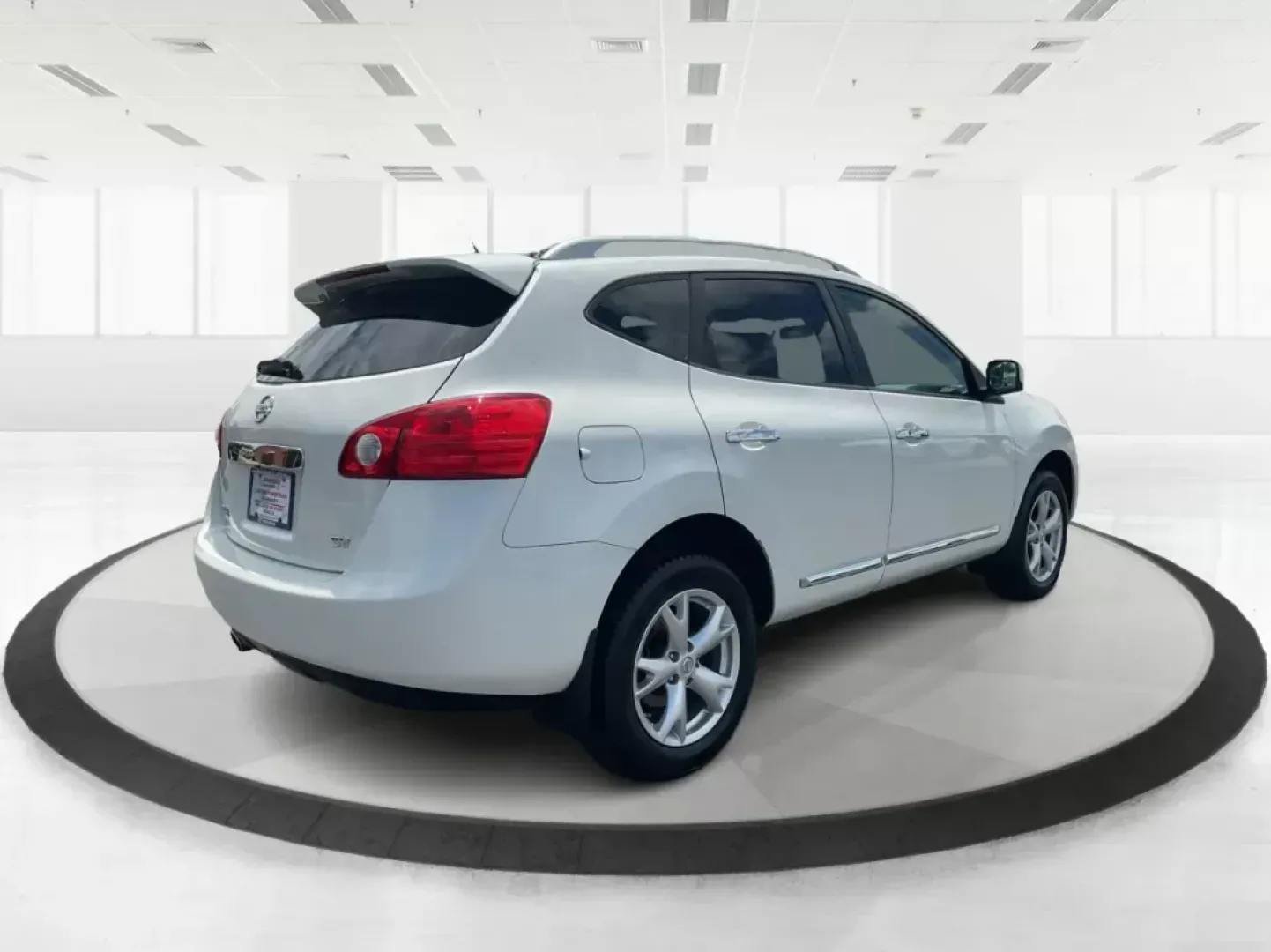 2011 Nissan Rogue SV (JN8AS5MT9BW) with an 2.5L I-4 DOHC engine, located at 401 Woodman Dr, Riverside, OH, 45431, (937) 908-9800, 39.760899, -84.123421 - **Discover Adventure in the 2011 Nissan Rogue SV - Perfect for Your Next Journey!**<br /> <br /> Are you ready for your next family road trip or weekend adventure? Look no further than this stunning 2011 Nissan Rogue SV, designed to accommodate your active lifestyle while offering both comfort and r - Photo#2
