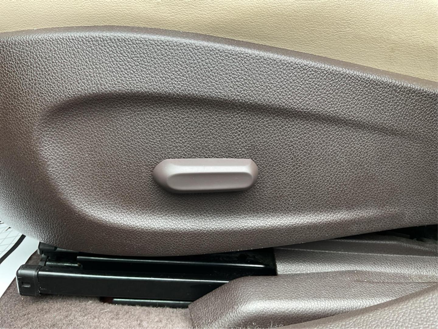 2012 Buick Verano Convenience Group (1G4PR5SK7C4) with an Ecotec 2.4L I-4 gasoline direct injection engine, located at 8750 N County Rd 25A, Piqua, OH, 45356, (937) 908-9800, 40.164391, -84.232513 - 2012 Buick Verano Convenience Group - Photo#17