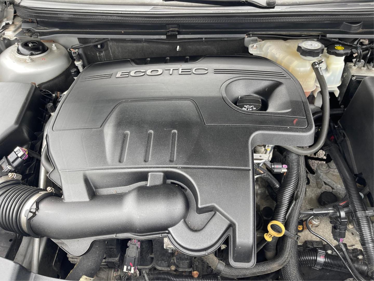 2012 Chevrolet Malibu 1LT (1G1ZC5EU3CF) with an 2.4L L4 DOHC 16V FFV engine, 6-Speed Automatic transmission, located at 1951 S Dayton Lakeview Rd., New Carlisle, OH, 45344, (937) 908-9800, 39.890999, -84.050255 - 2012 Chevrolet Malibu 1LT - Photo#10