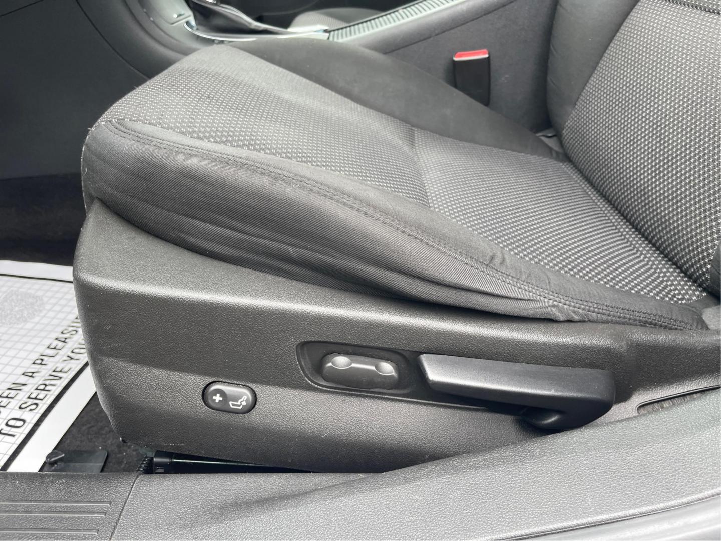 2012 Chevrolet Malibu 1LT (1G1ZC5EU3CF) with an 2.4L L4 DOHC 16V FFV engine, 6-Speed Automatic transmission, located at 1951 S Dayton Lakeview Rd., New Carlisle, OH, 45344, (937) 908-9800, 39.890999, -84.050255 - 2012 Chevrolet Malibu 1LT - Photo#17