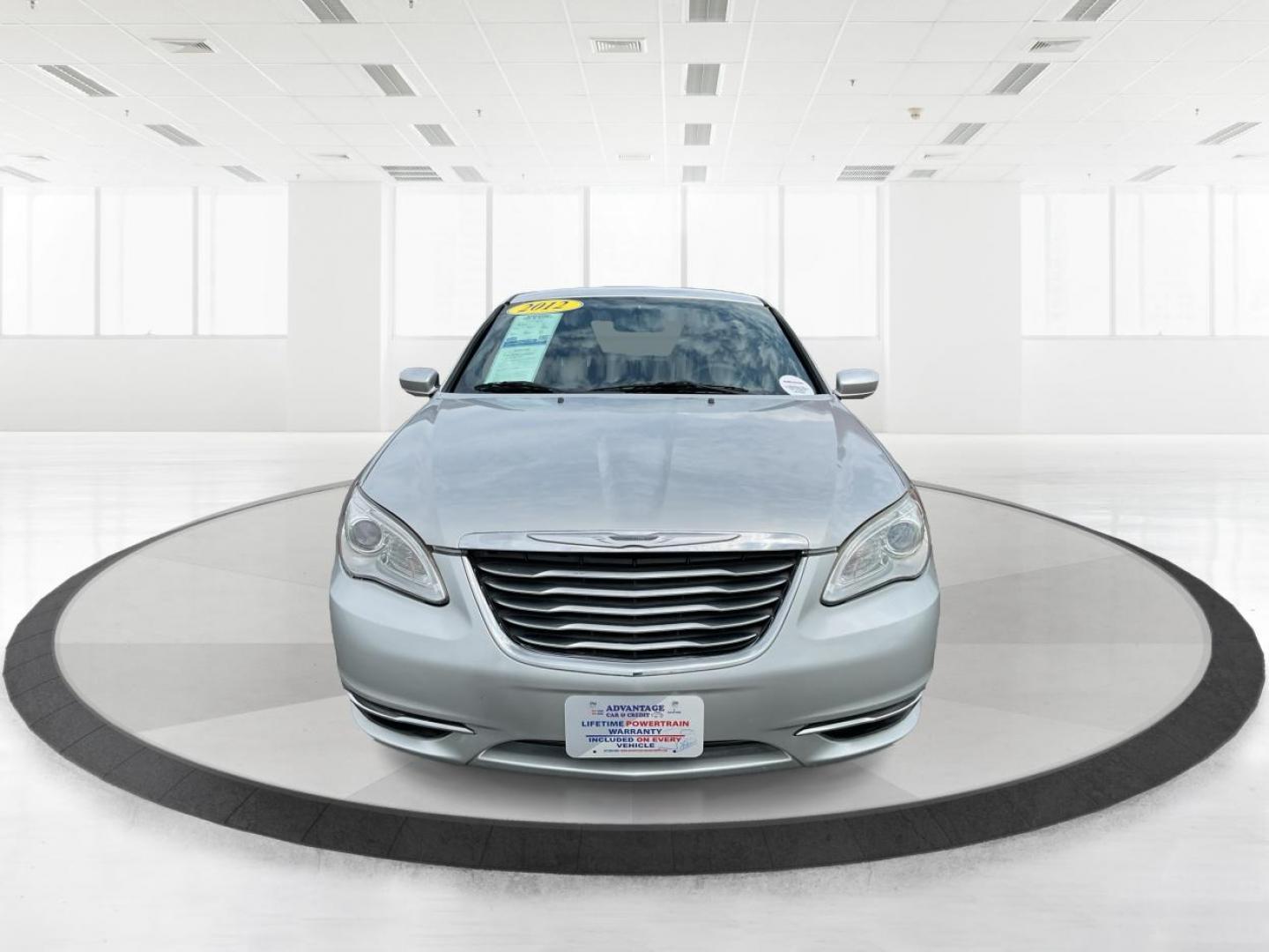 2012 Chrysler 200 LX (1C3CCBAB7CN) with an 2.4L L4 DOHC 16V engine, 6-Speed Automatic transmission, located at 1099 N County Rd 25A, Troy, OH, 45373, (937) 908-9800, 40.057079, -84.212883 - 2012 Chrysler 200 LX - Photo#7
