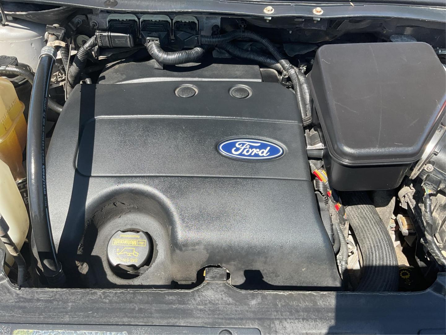2012 Ford Edge Limited (2FMDK4KC8CB) with an 3.5L V-6 DOHC engine, located at 1951 S Dayton Lakeview Rd., New Carlisle, OH, 45344, (937) 908-9800, 39.890999, -84.050255 - 2012 Ford Edge Limited - Photo#10