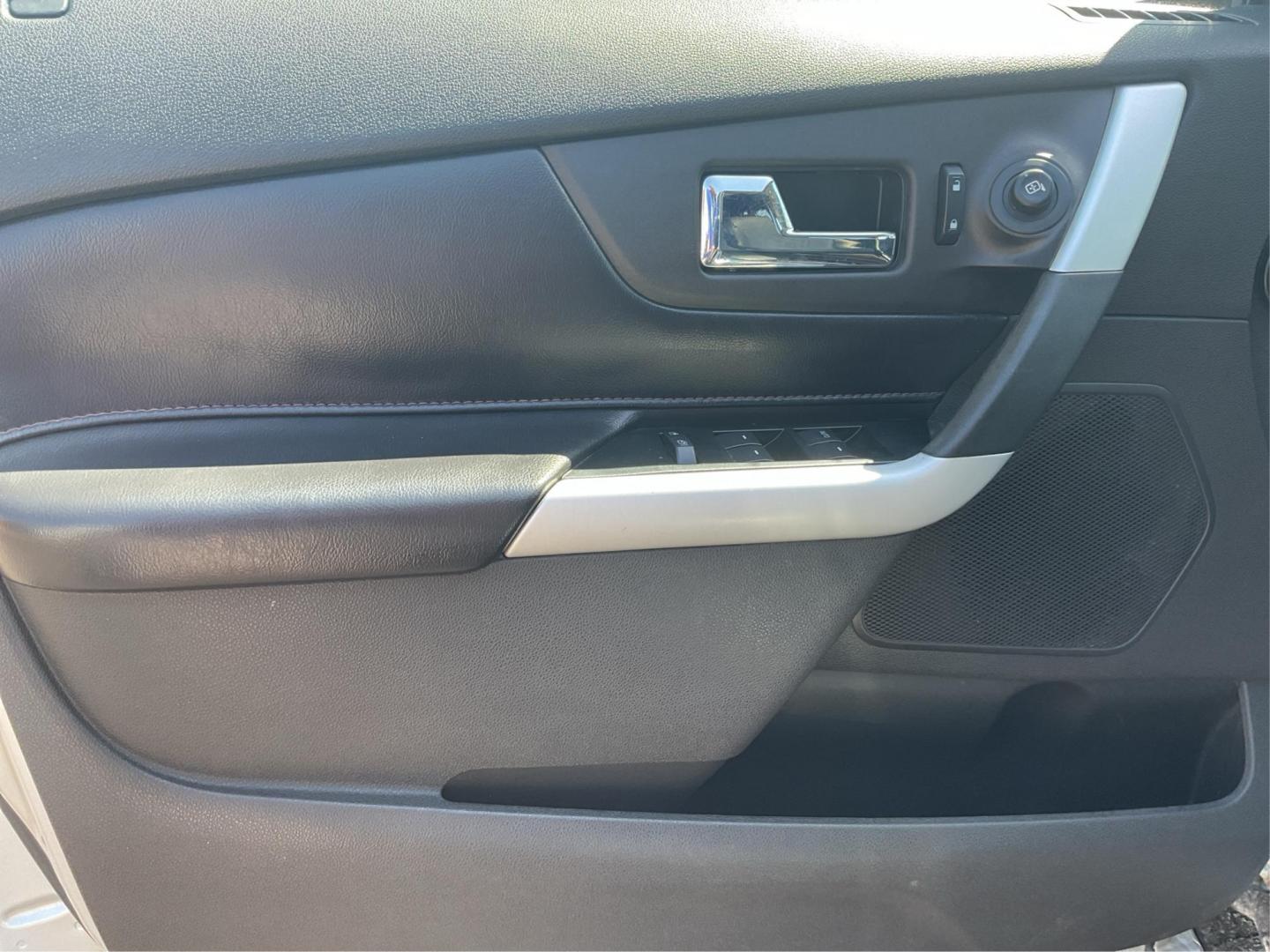 2012 Ford Edge Limited (2FMDK4KC8CB) with an 3.5L V-6 DOHC engine, located at 1951 S Dayton Lakeview Rd., New Carlisle, OH, 45344, (937) 908-9800, 39.890999, -84.050255 - 2012 Ford Edge Limited - Photo#18
