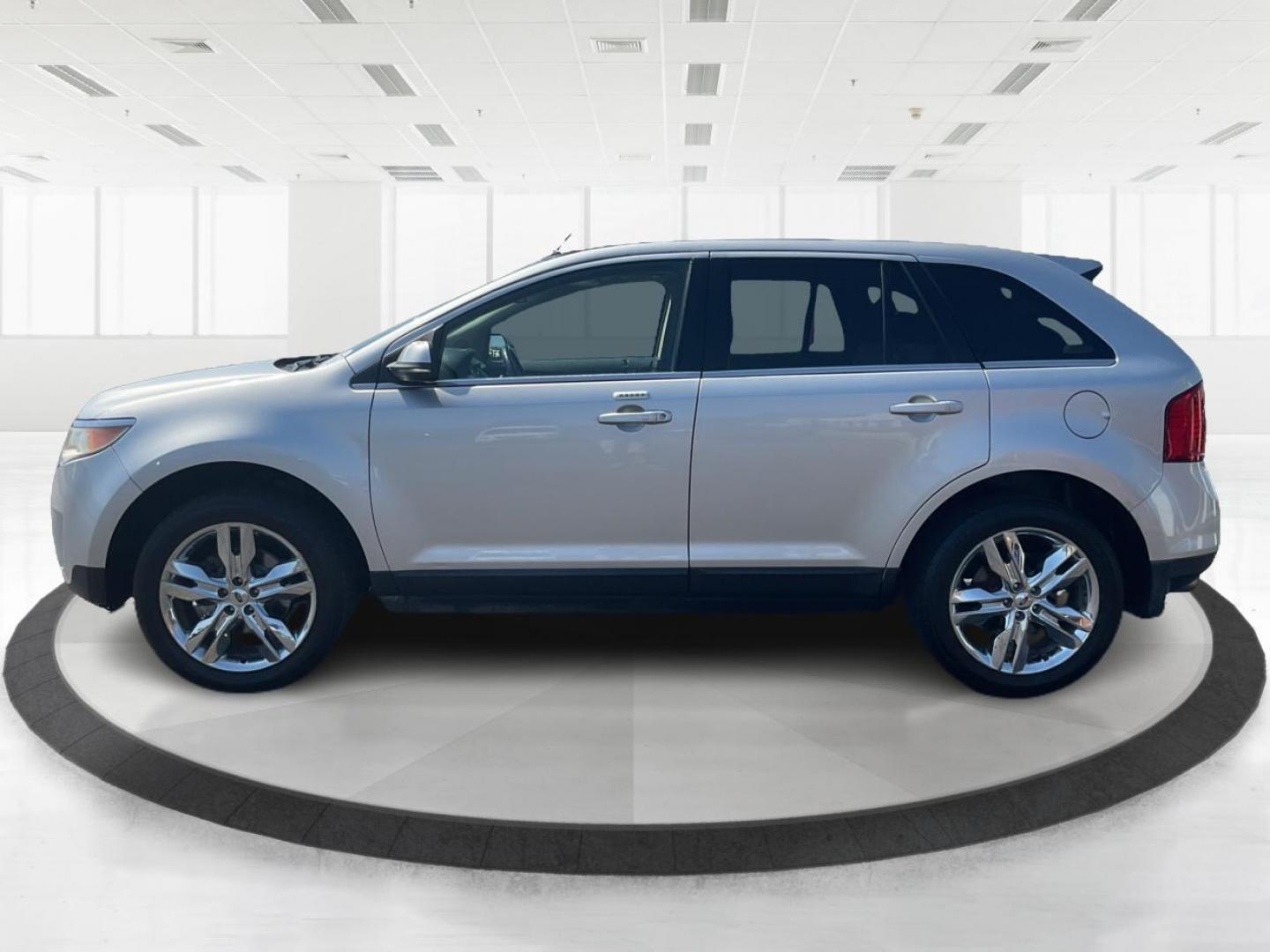 2012 Ford Edge Limited (2FMDK4KC8CB) with an 3.5L V-6 DOHC engine, located at 1951 S Dayton Lakeview Rd., New Carlisle, OH, 45344, (937) 908-9800, 39.890999, -84.050255 - 2012 Ford Edge Limited - Photo#5