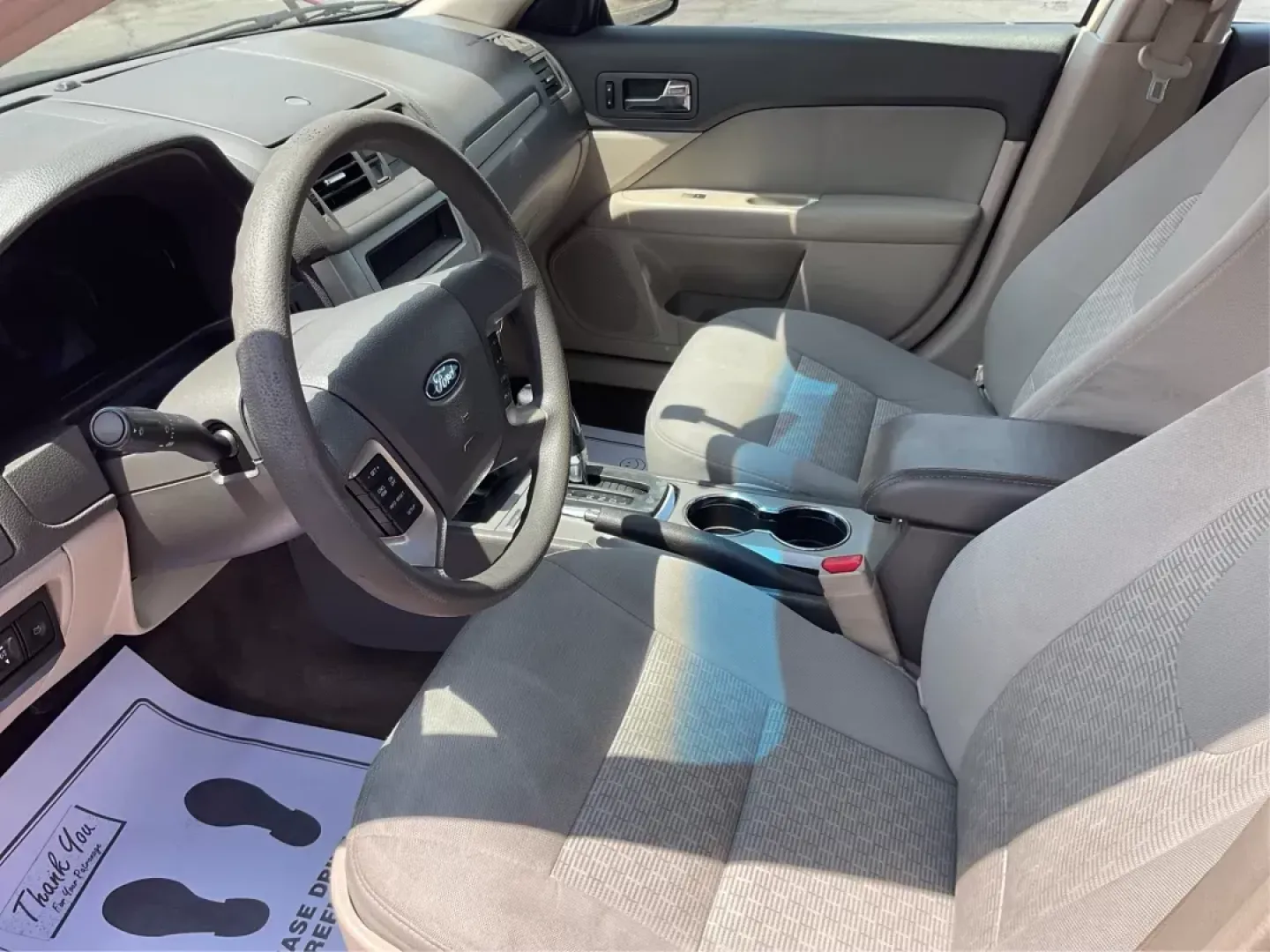 2012 Ford Fusion SE (3FAHP0HA2CR) with an 2.5L L4 DOHC 16V engine, located at 8750 N County Rd 25A, Piqua, OH, 45356, (937) 908-9800, 40.164391, -84.232513 - 2012 Ford Fusion SE - Photo#8