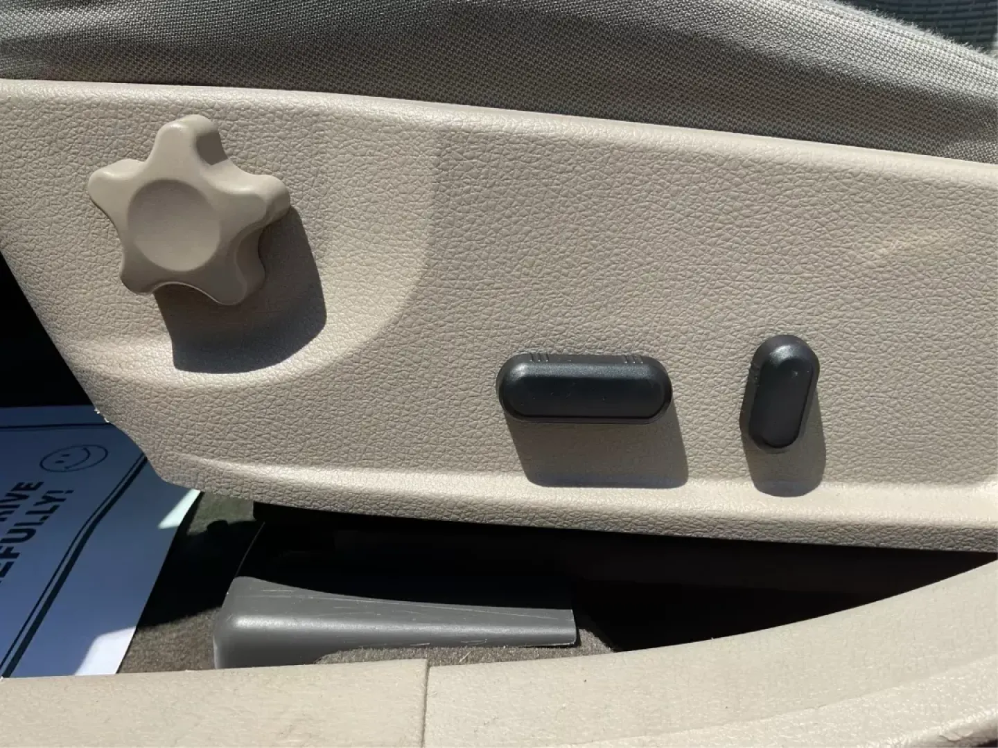 2012 Ford Fusion SE (3FAHP0HA2CR) with an 2.5L L4 DOHC 16V engine, located at 8750 N County Rd 25A, Piqua, OH, 45356, (937) 908-9800, 40.164391, -84.232513 - 2012 Ford Fusion SE - Photo#17