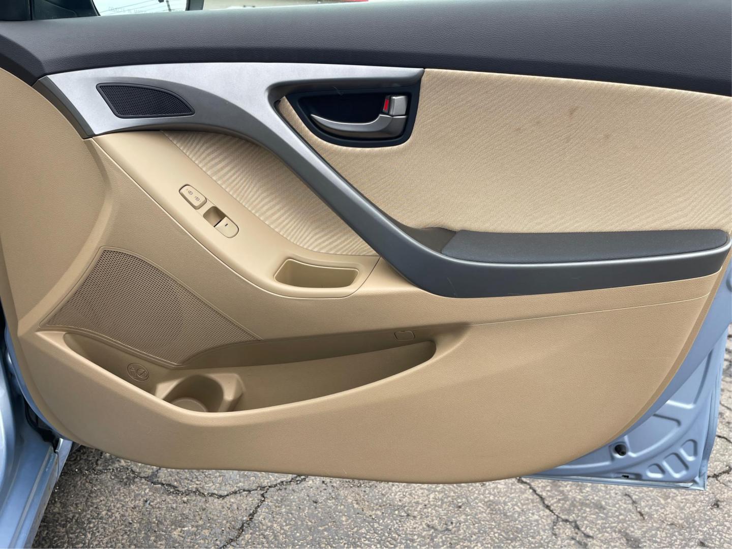 2012 Hyundai Elantra GLS (KMHDH4AE4CU) with an Other engine, located at 880 E. National Road, Vandalia, OH, 45377, (937) 908-9800, 39.891918, -84.183594 - 2012 Hyundai Elantra GLS - Photo#18