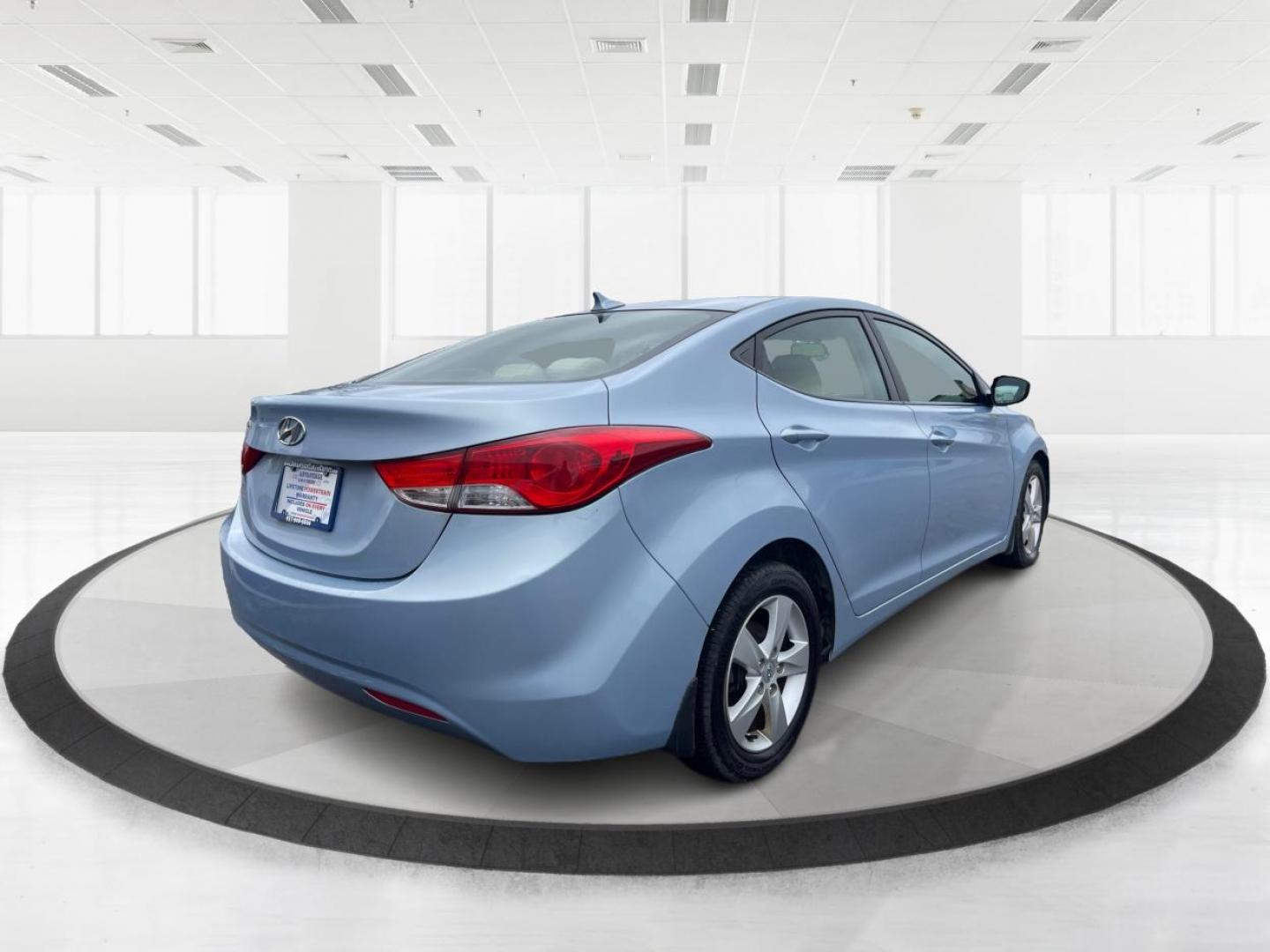 2012 Hyundai Elantra GLS (KMHDH4AE4CU) with an Other engine, located at 880 E. National Road, Vandalia, OH, 45377, (937) 908-9800, 39.891918, -84.183594 - 2012 Hyundai Elantra GLS - Photo#2