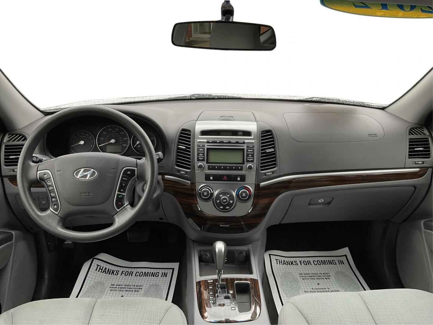 2012 Hyundai Santa Fe GLS (5XYZGDAB5CG) with an 2.4L I-4 DOHC engine, located at 1099 N County Rd 25A, Troy, OH, 45373, (937) 908-9800, 40.057079, -84.212883 - One Owner - Photo#18