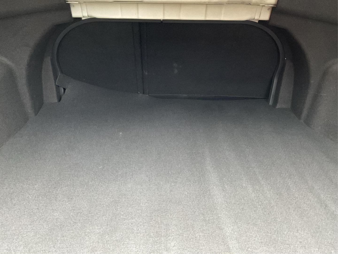 2012 Hyundai Sonata Limited 2.0T (5NPEC4AB7CH) with an 2L I-4 gasoline direct injection engine, located at 1184 Kauffman Ave, Fairborn, OH, 45324, (937) 908-9800, 39.807072, -84.030914 - 2012 Hyundai Sonata Limited 2.0T - Photo#11