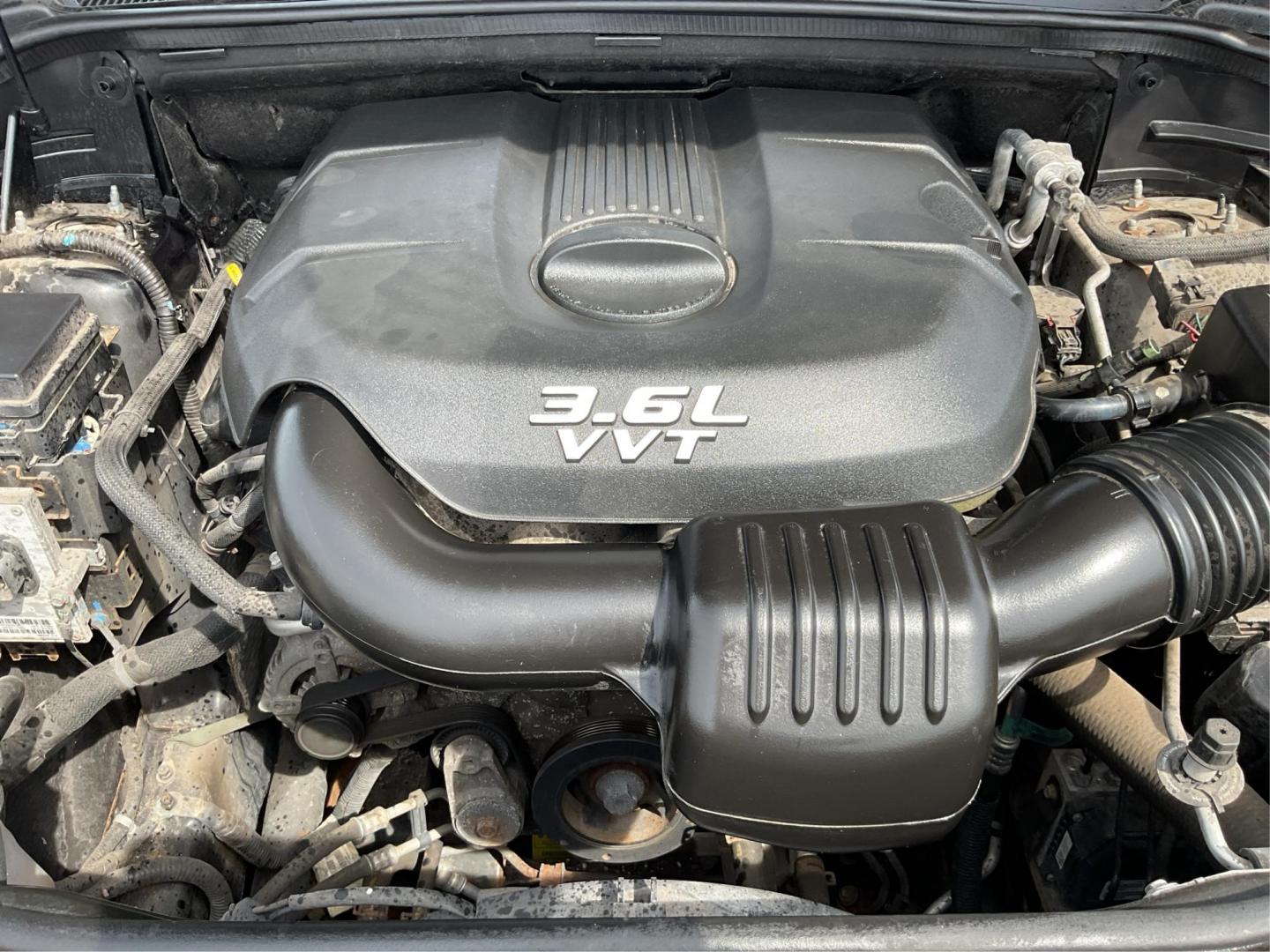2012 Jeep Grand Cherokee Laredo (1C4RJFAG3CC) with an Other engine, located at 880 E. National Road, Vandalia, OH, 45377, (937) 908-9800, 39.891918, -84.183594 - 2012 Jeep Grand Cherokee Laredo - Photo#10